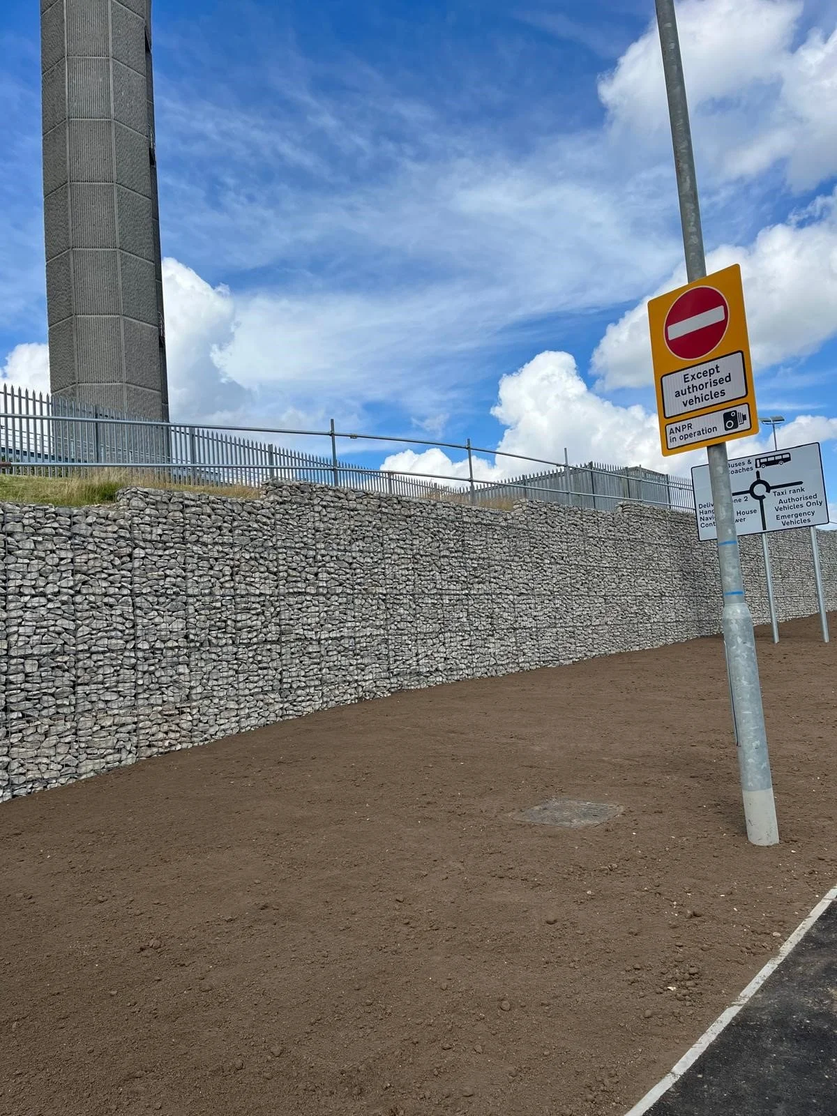 Temporary Drop Off Zone (TDOZ) at London Luton Airport — Ryebridge ...