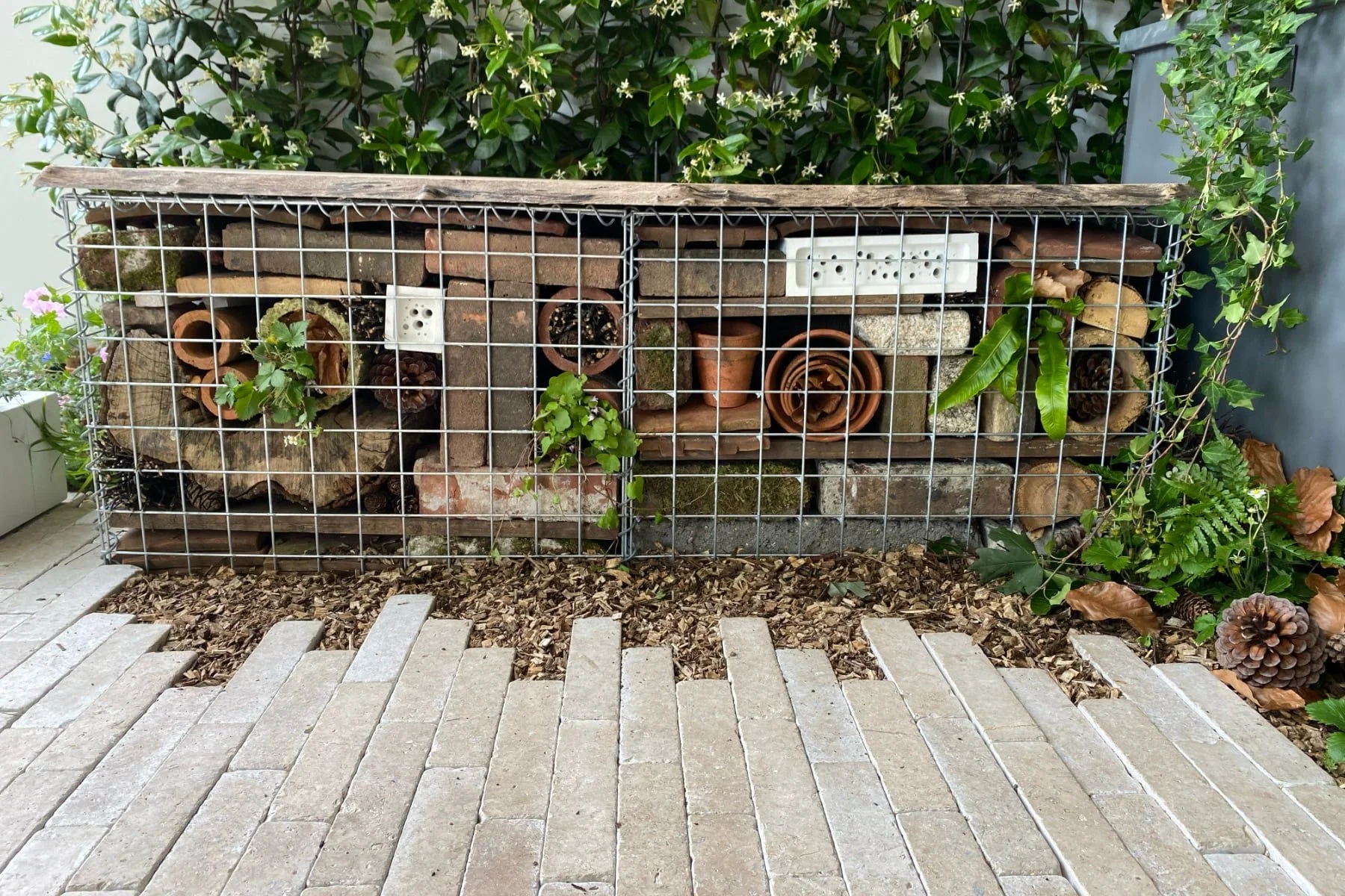 Gabion close up.jpg