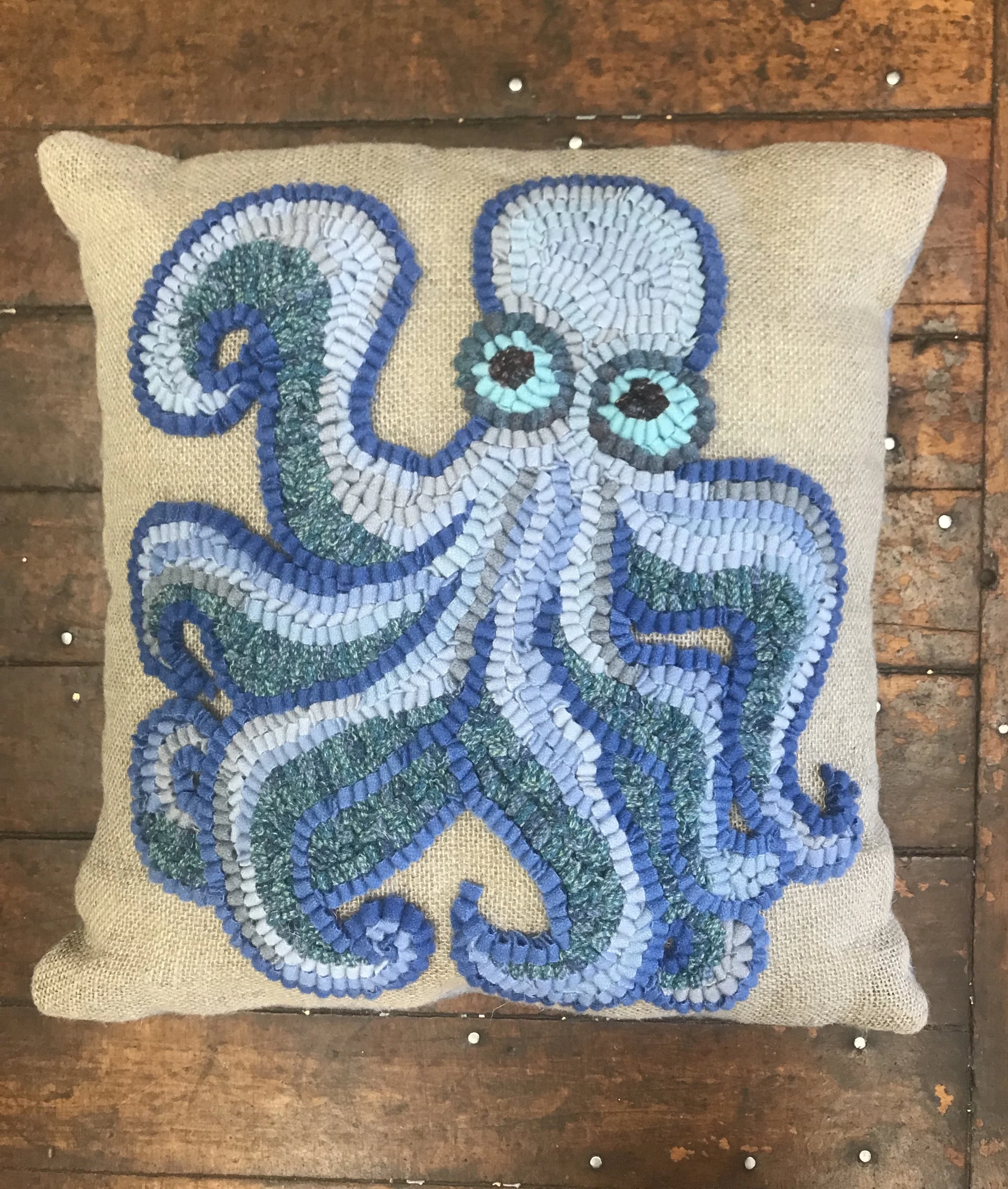 Octo pillow 2.jpg
