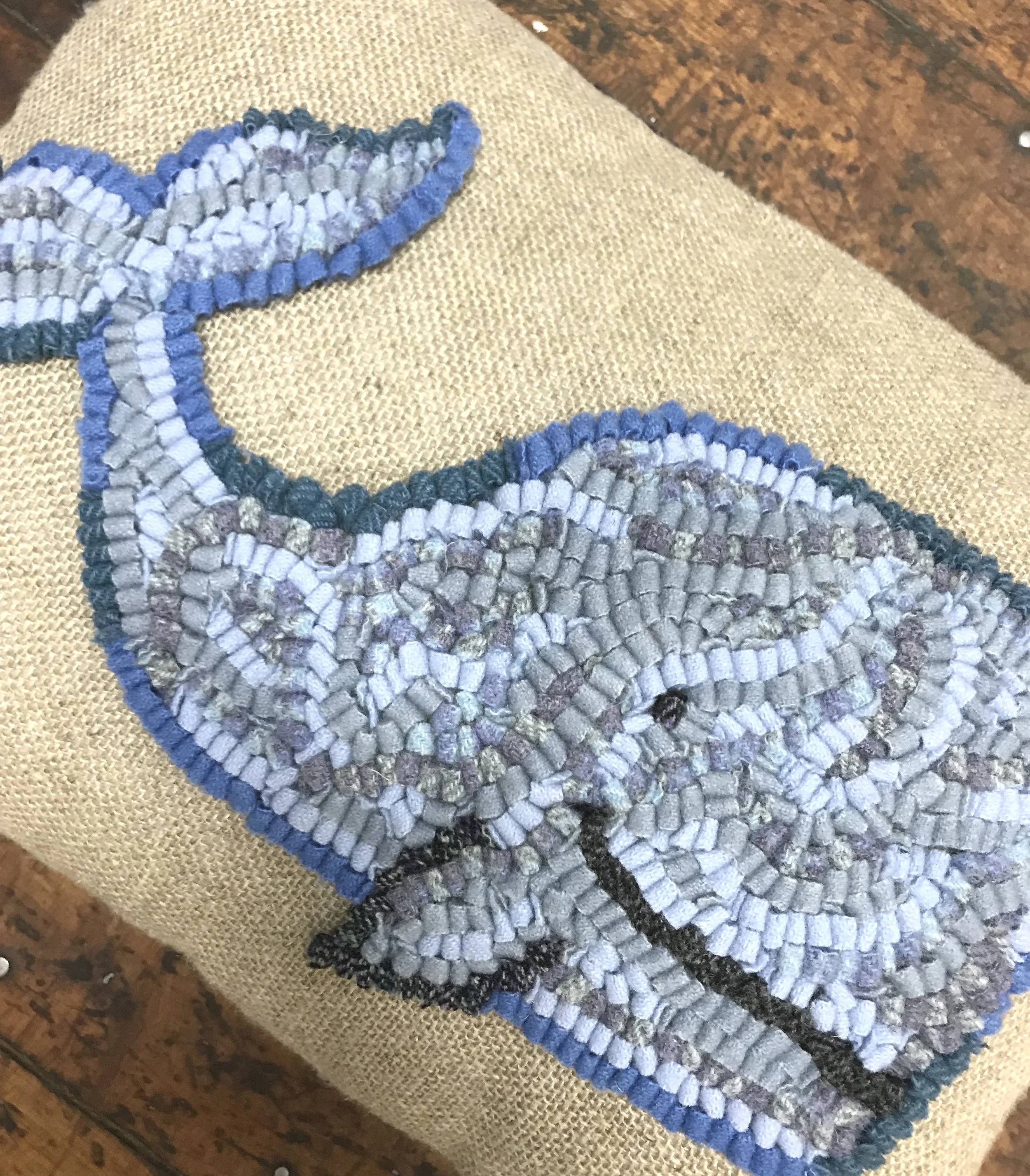 DIY Rug Hooking Pillow Kit - Smiling Whale Complete Rug Hooking Kit - Make  Your Own 12 x 16 Inch Linen Pillow — loop by loop studio