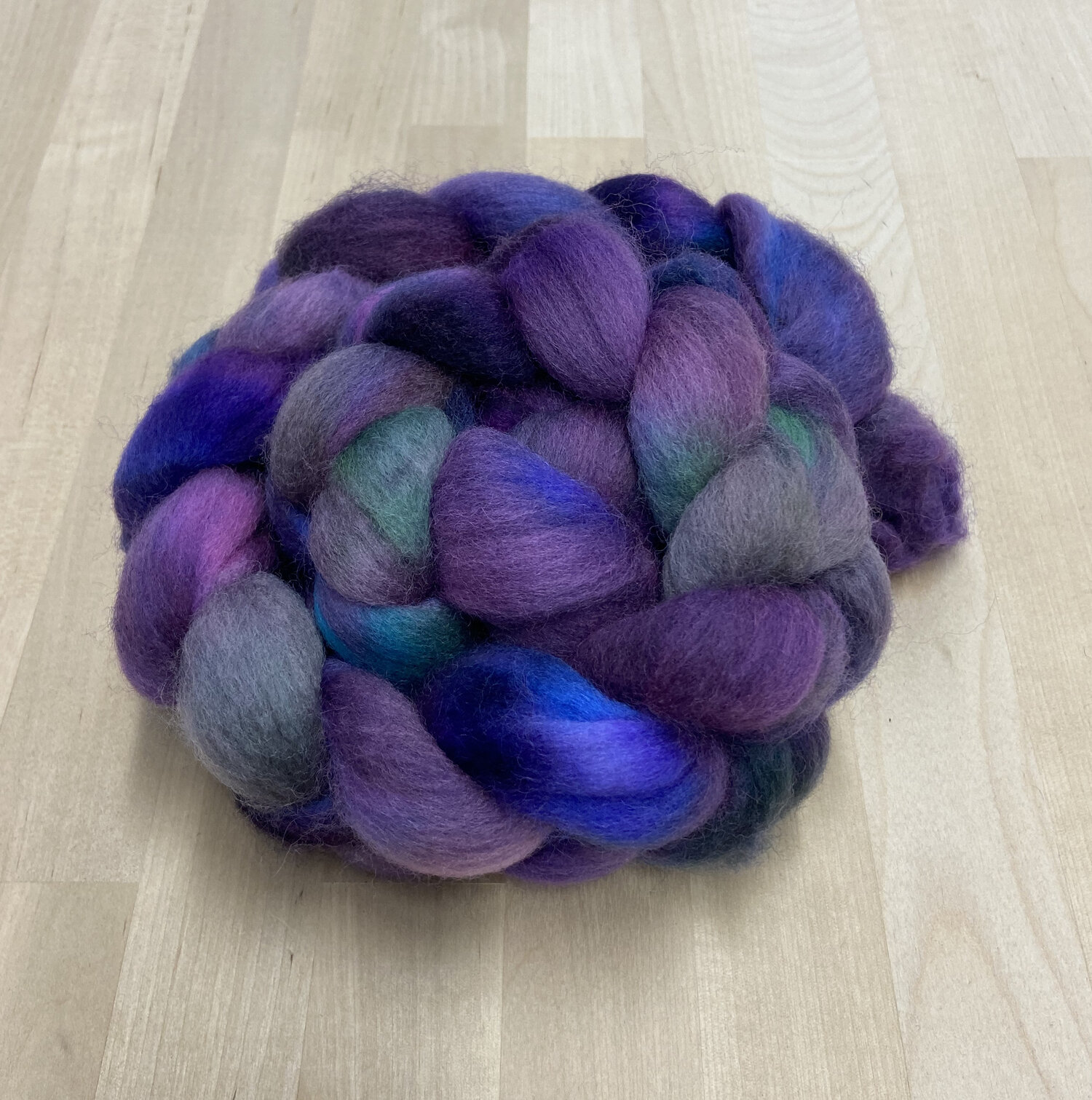Rug Hooking Wool Roving or Fleece - Roughly 4 Ounce of Hand Dyed Fluff Wool  for Rug Hooking, Felting, Spinning and More - Winter Blue — loop by loop  studio