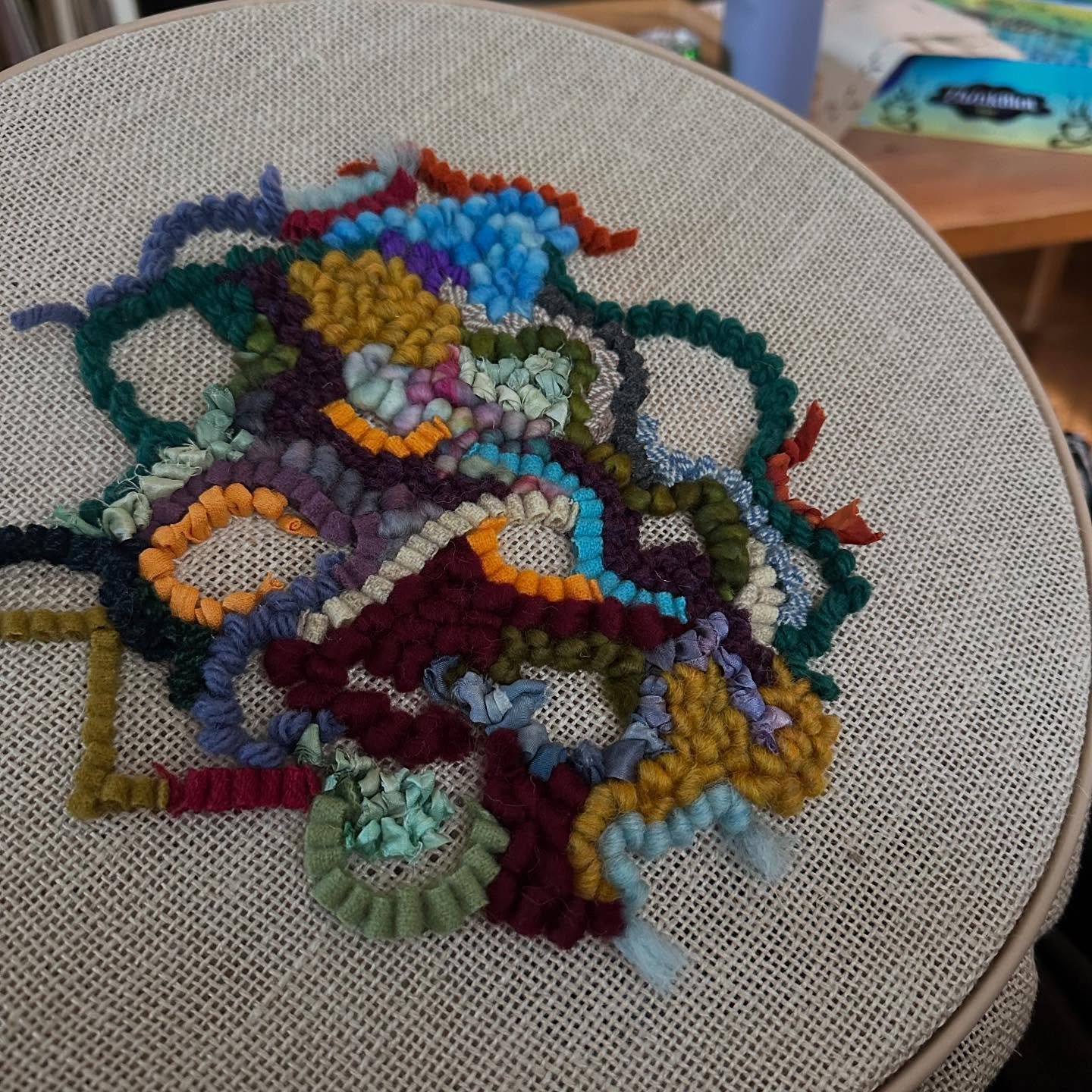 The first 1/2 day of my residency started yesterday with some free-style hooking. Happy to be here working. #artresidency #artslettersandnumbers #rughooking #hookedrug #fiberart #textileart #fiberartist #textileartist
