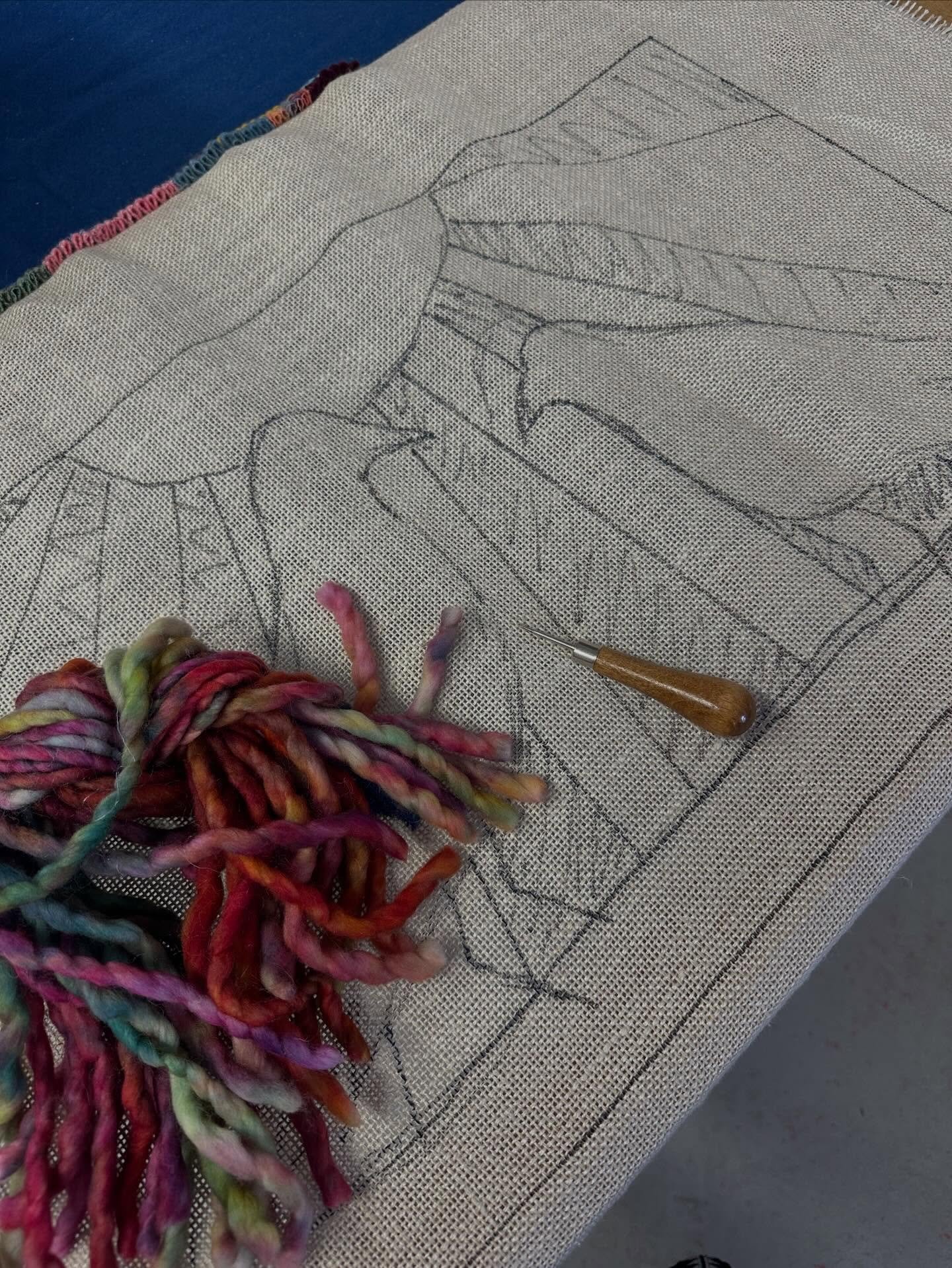 I&rsquo;m getting all my projects back up and running after a very busy couple of months!! Two Cheticamp frames going, three hoops, sewing up multiple projects! #rughooking #hookedrug #rugmaking #fiberart #textileart #fiberartist #textileartist