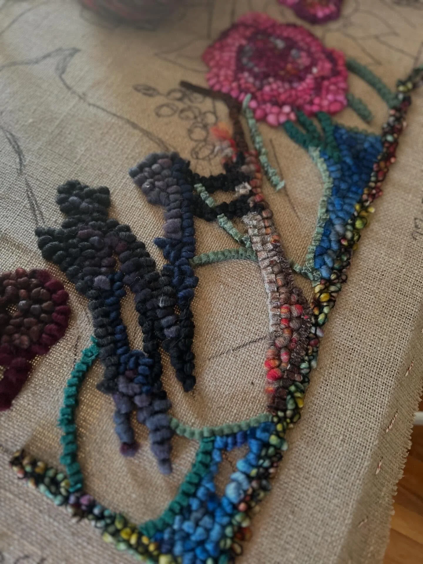 About 60 square inches done. Only 1307 to go! #rughooking #hookedrug #rugmaking #fiberart #textileart