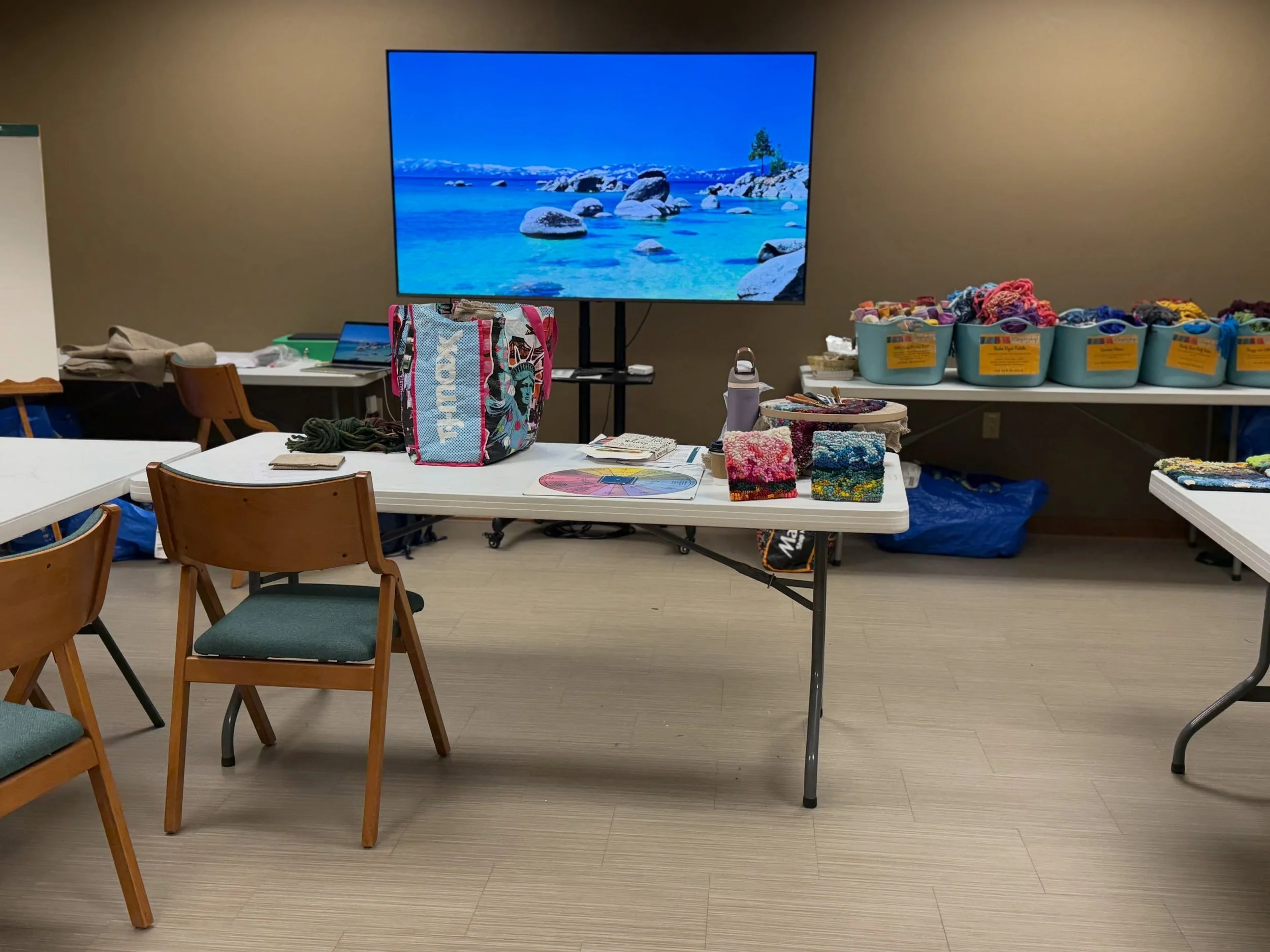 What an absolutely wonderful day teaching at @sauder_village rug hooking week today! Today was Expressive Mini Landscapes and the students DELIVERED! Thanks for the great time! Tomorrow is Beginners! Yippee! #rughooking #rughookersofinstagram #rugmak