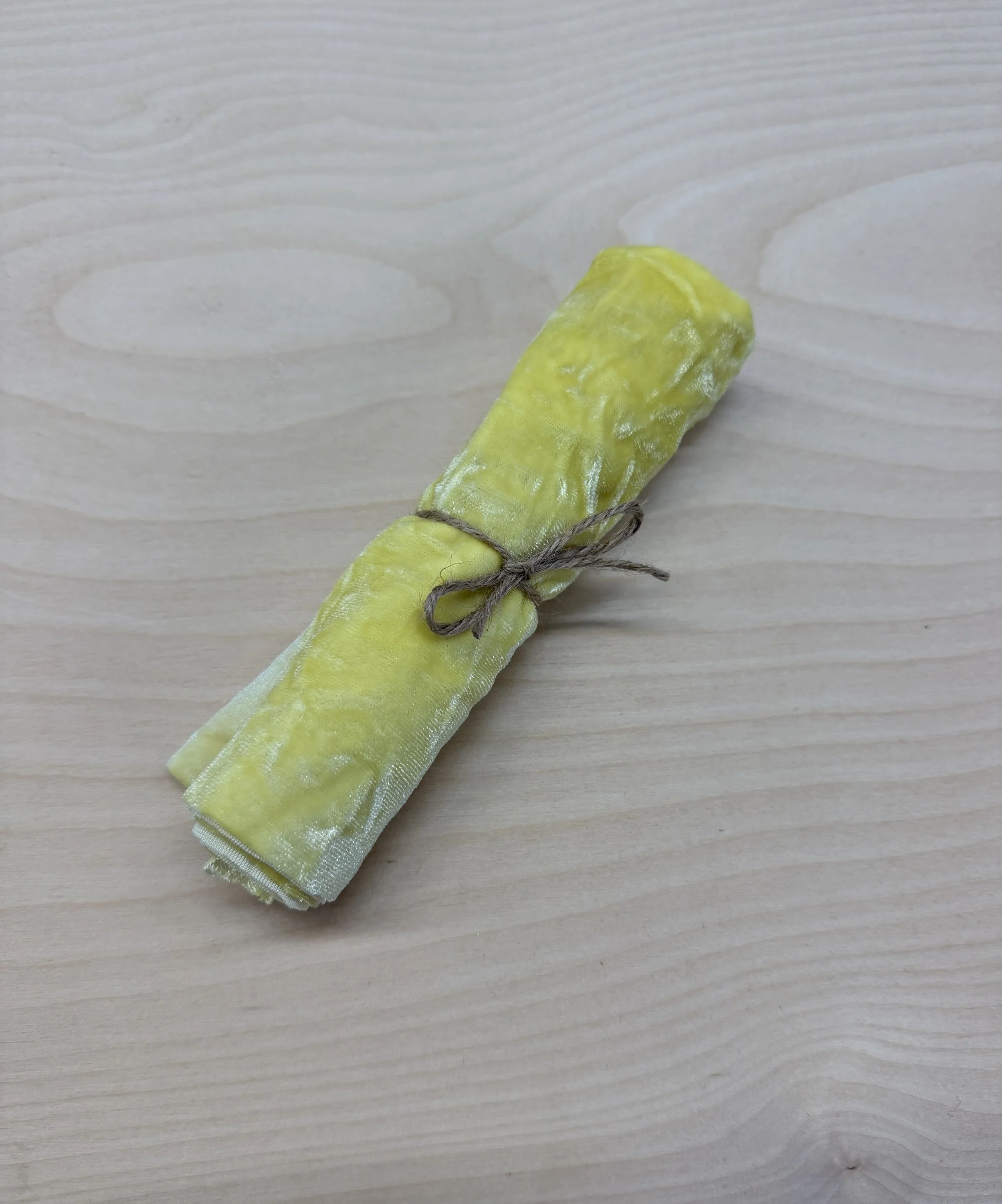 1 Medium yellow 4.jpg