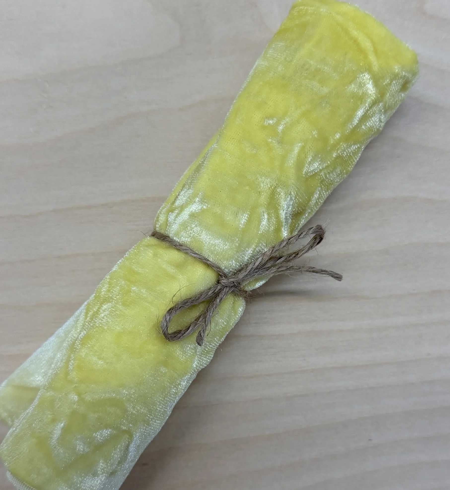 1 Medium yellow 5.jpg