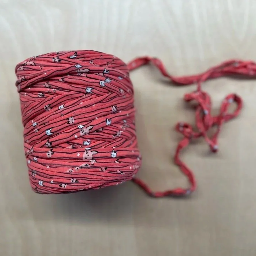 Orange Shades - T Shirt Yarn Super Bulky Recycled Cotton Yarn for Rug Hooking, Punch Needle, Weaving, Crochet and More!  2oz/50gm