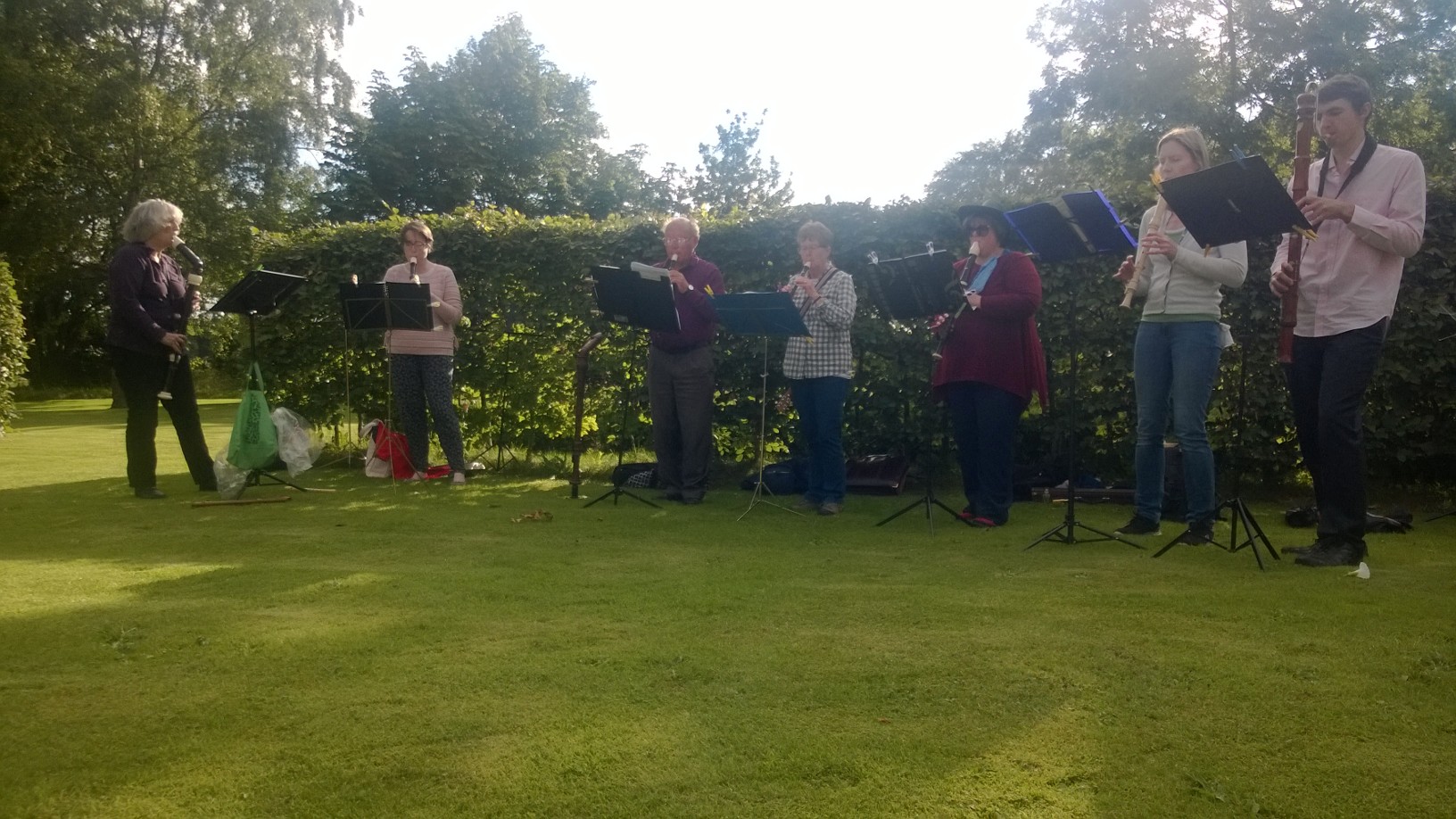 Elizabethan Music ensemble supporting the Handlebards performance at Felton Park.