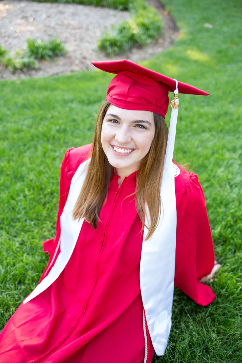 LightCreative_201704_KoriGodwin_RaleighSeniorPhotography_001_blog.jpg