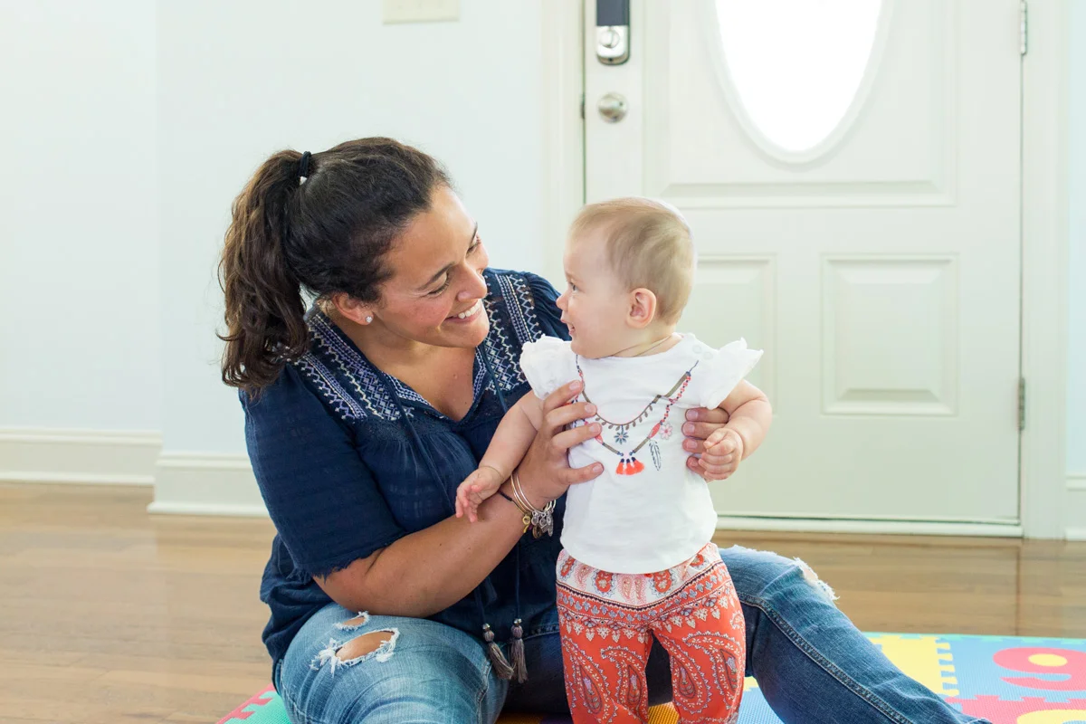 LightCreative_201709_MarissaJon_Olivia_RaleighBabyPhotographer_6MonthPhotos_004_blog.jpg