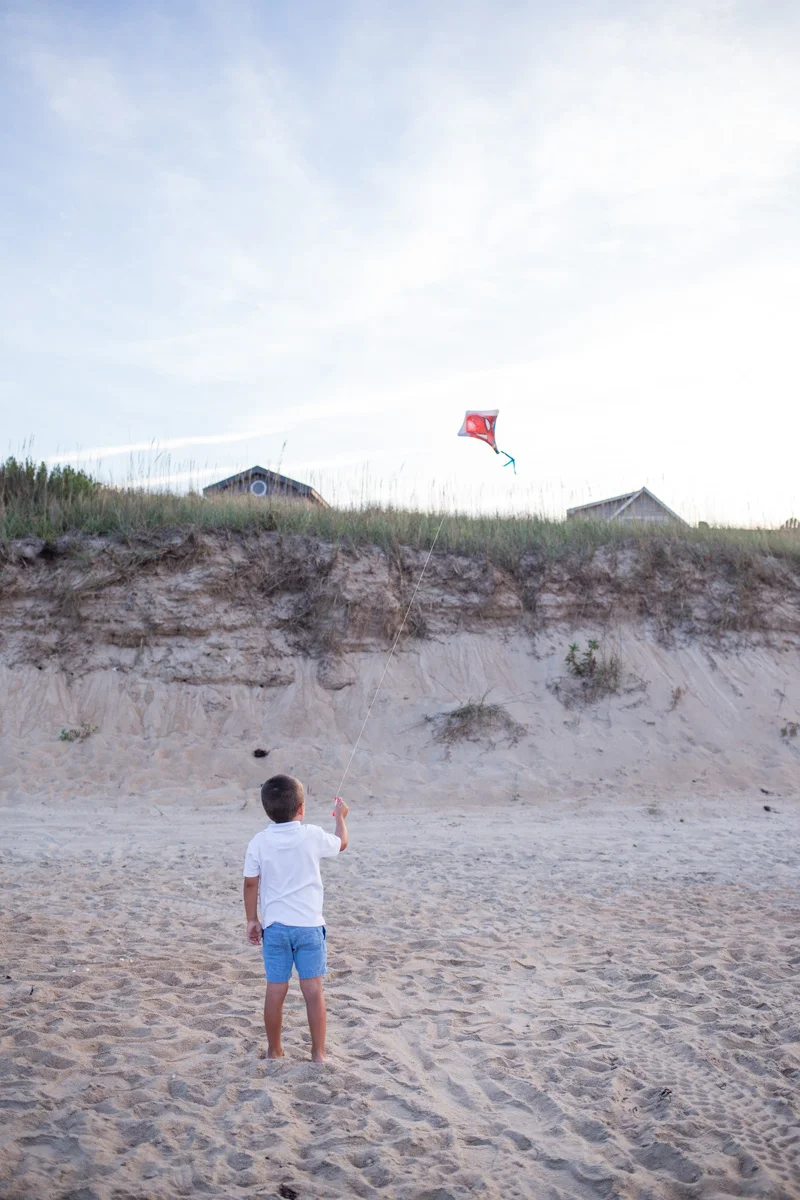 LightCreative_201807_MalloryChris_RaleighFamilyPhotography_026_blog.jpg