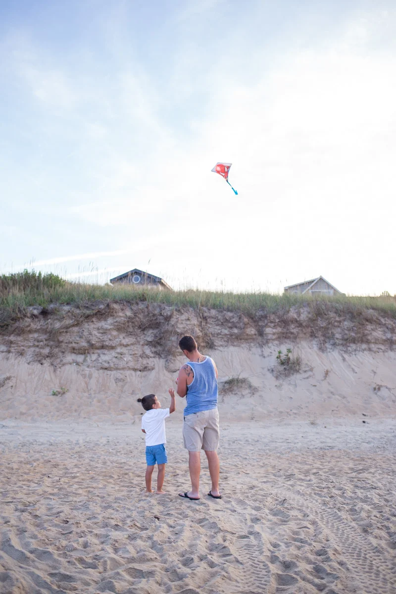 LightCreative_201807_MalloryChris_RaleighFamilyPhotography_025_blog.jpg