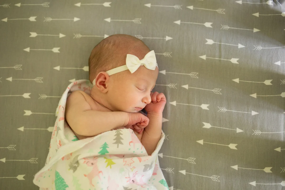 LightCreative_201804_HeavenRussell_RaleighNewbornPhotographer_015_blog.jpg