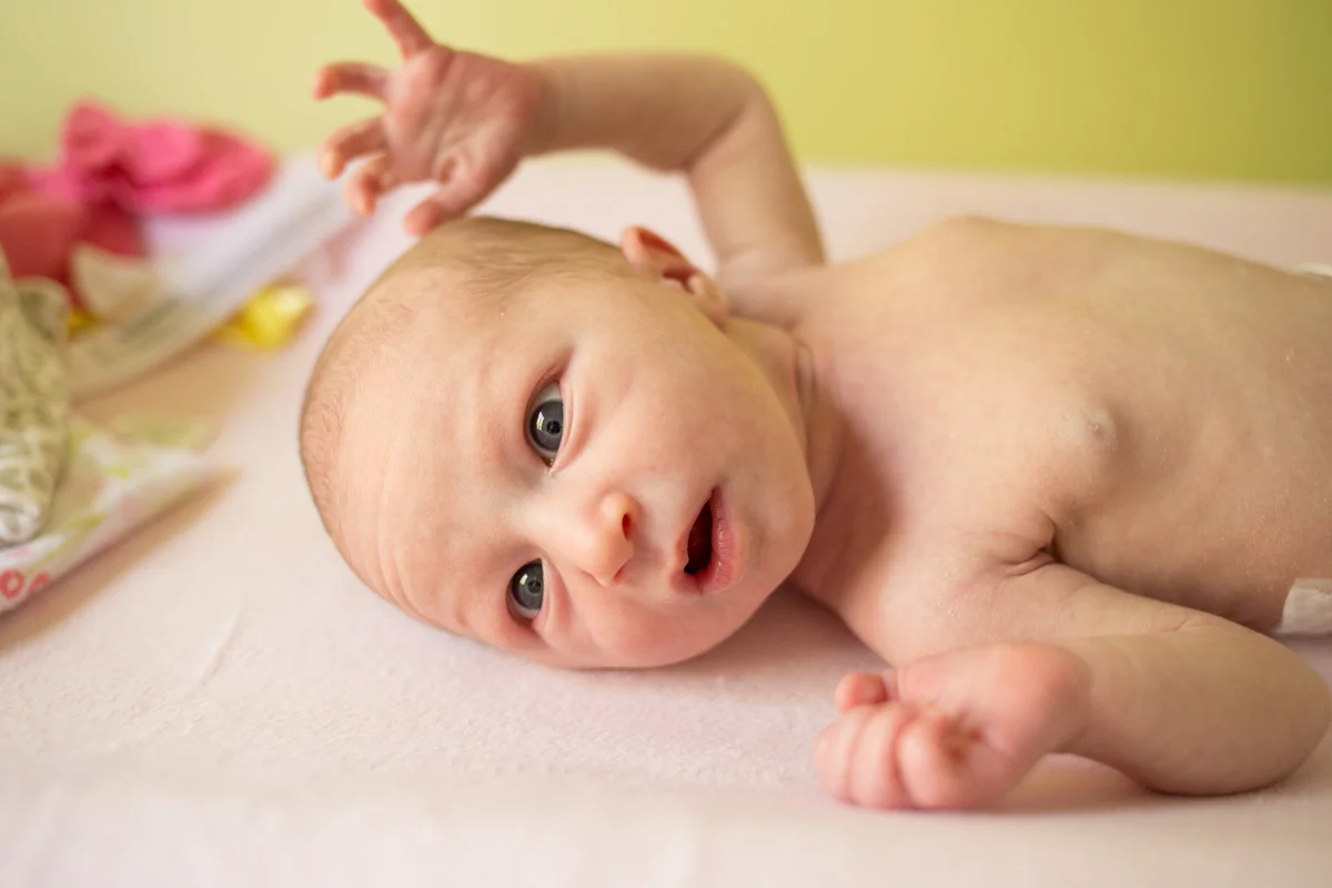 LightCreative_201804_HeavenRussell_RaleighNewbornPhotographer_032_blog.jpg