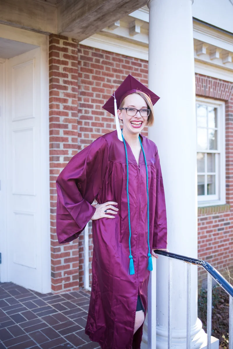 LightCreative_201803_MaggieListon_RaleighSeniorPhotography_003_blog.jpg