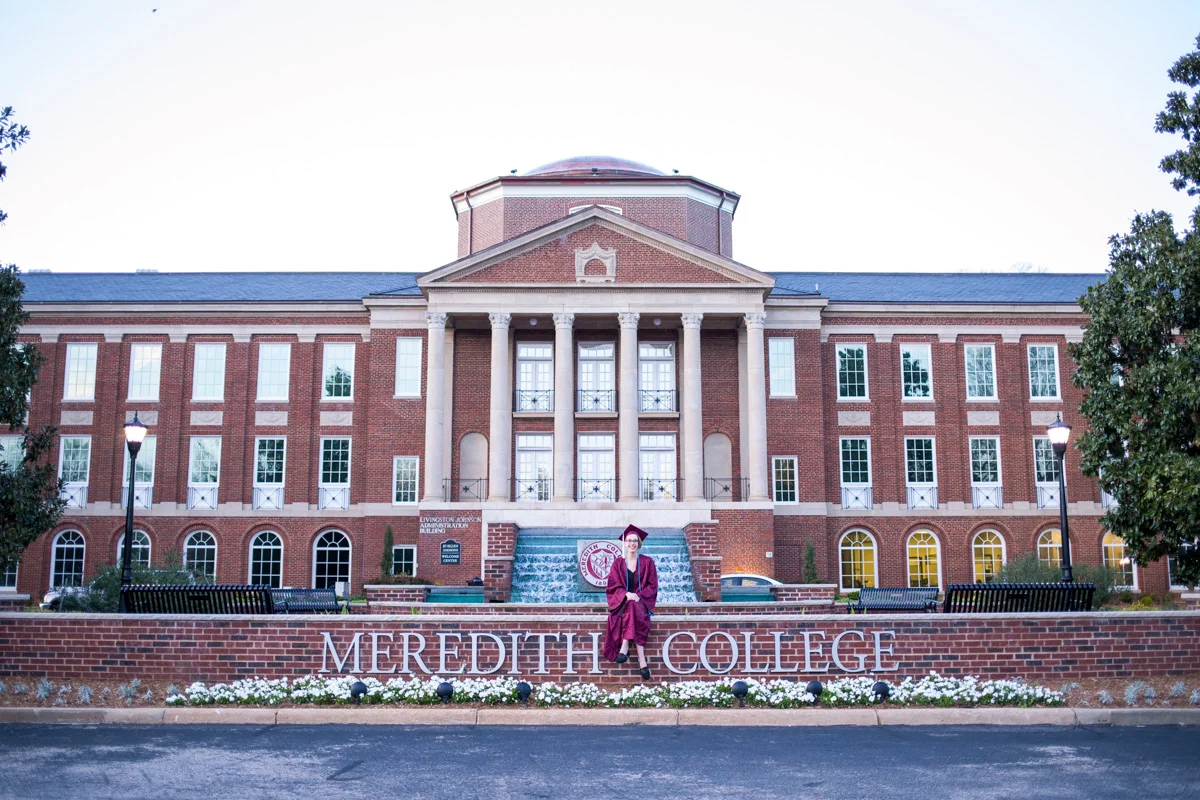 LightCreative_201803_MaggieListon_RaleighSeniorPhotography_021_blog.jpg
