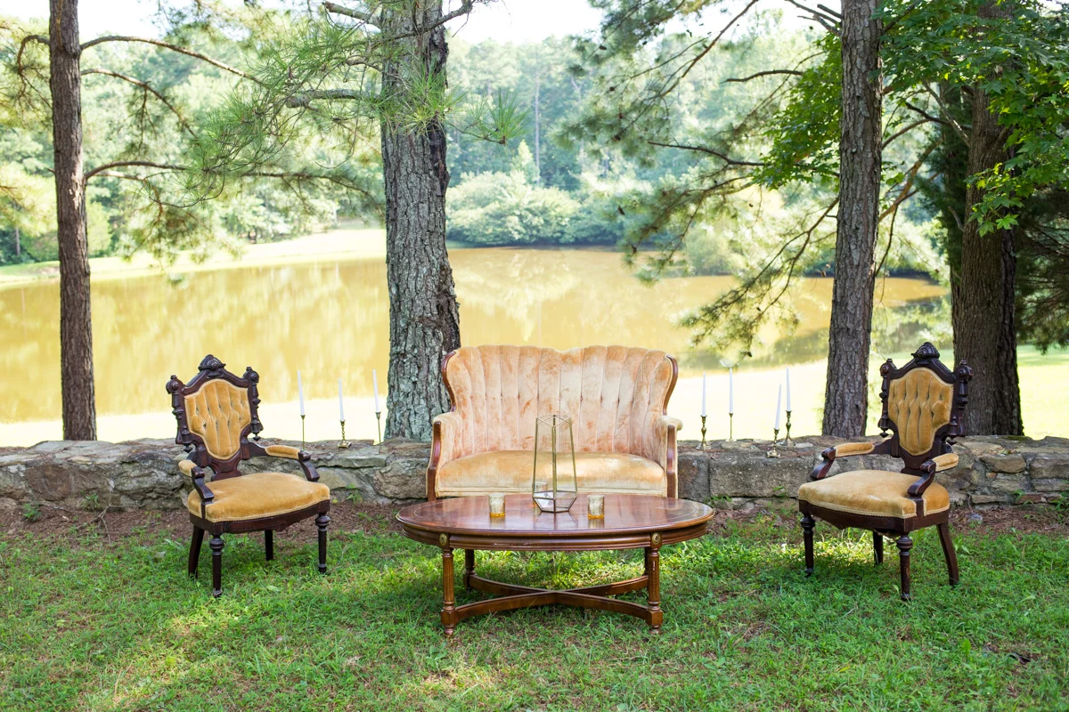 LightCreative_201808_RaleighWeddingPhotographer_StyledShoot_StonewallFarm_002_blog.jpg