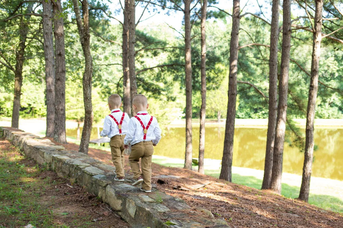 LightCreative_201808_RaleighWeddingPhotographer_StyledShoot_StonewallFarm_006_blog.jpg