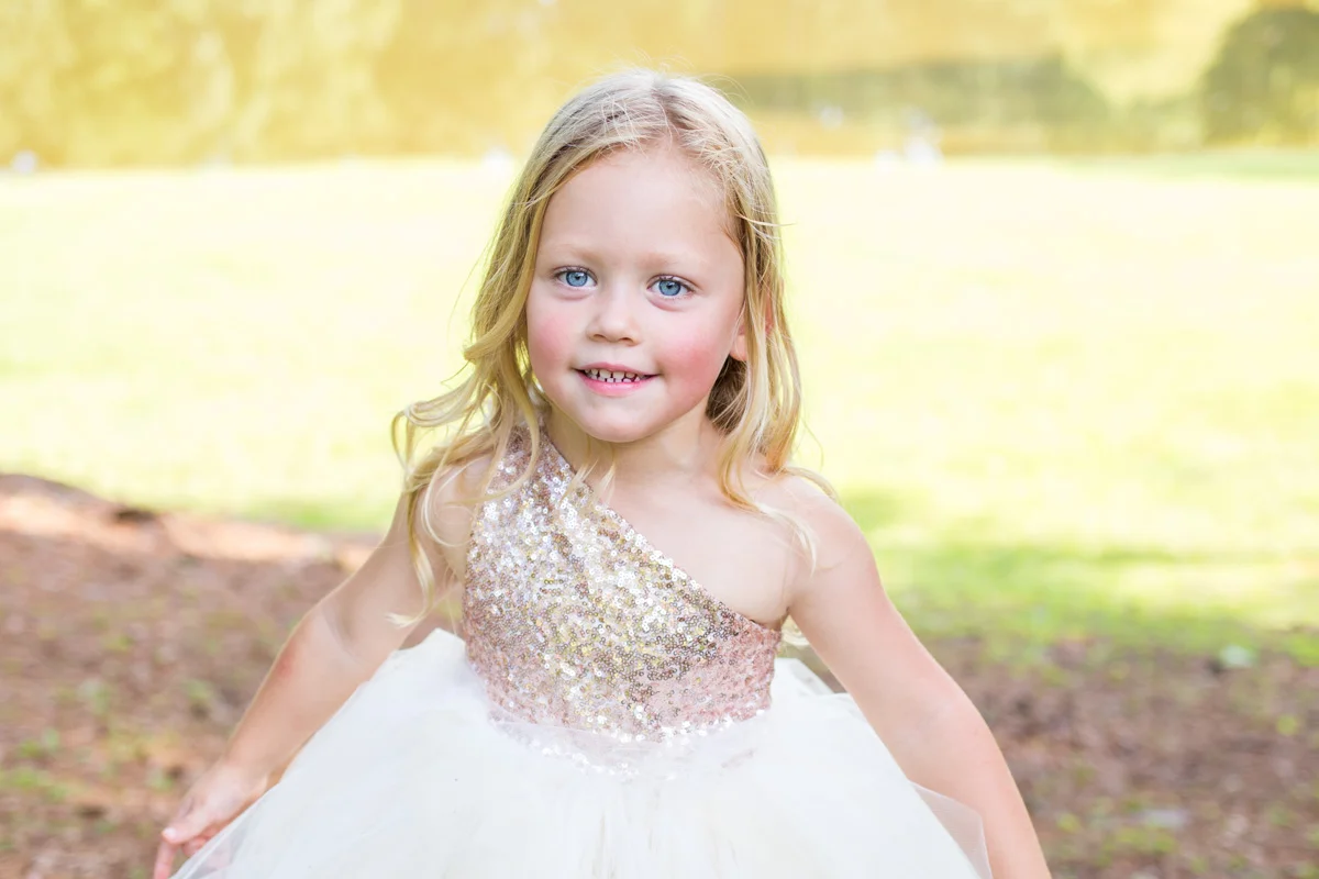 LightCreative_201808_RaleighWeddingPhotographer_StyledShoot_StonewallFarm_015_blog.jpg