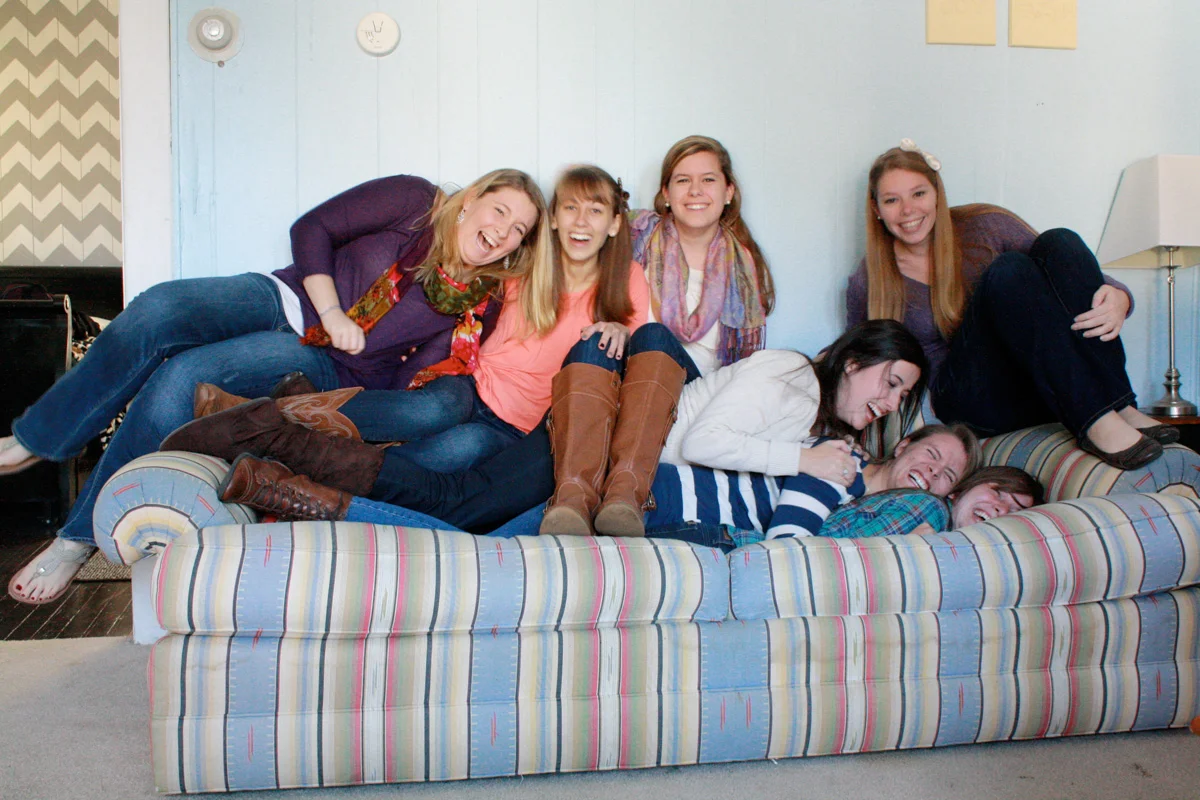 LightCreative_201210_RaleighPayWhatYouCanPhotographer_SillyPhotos_013_blog.jpg