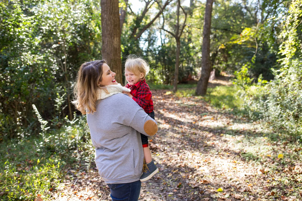 LightCreative_201811_JessicaBen_RaleighFamilyPhotography_015_blog.jpg