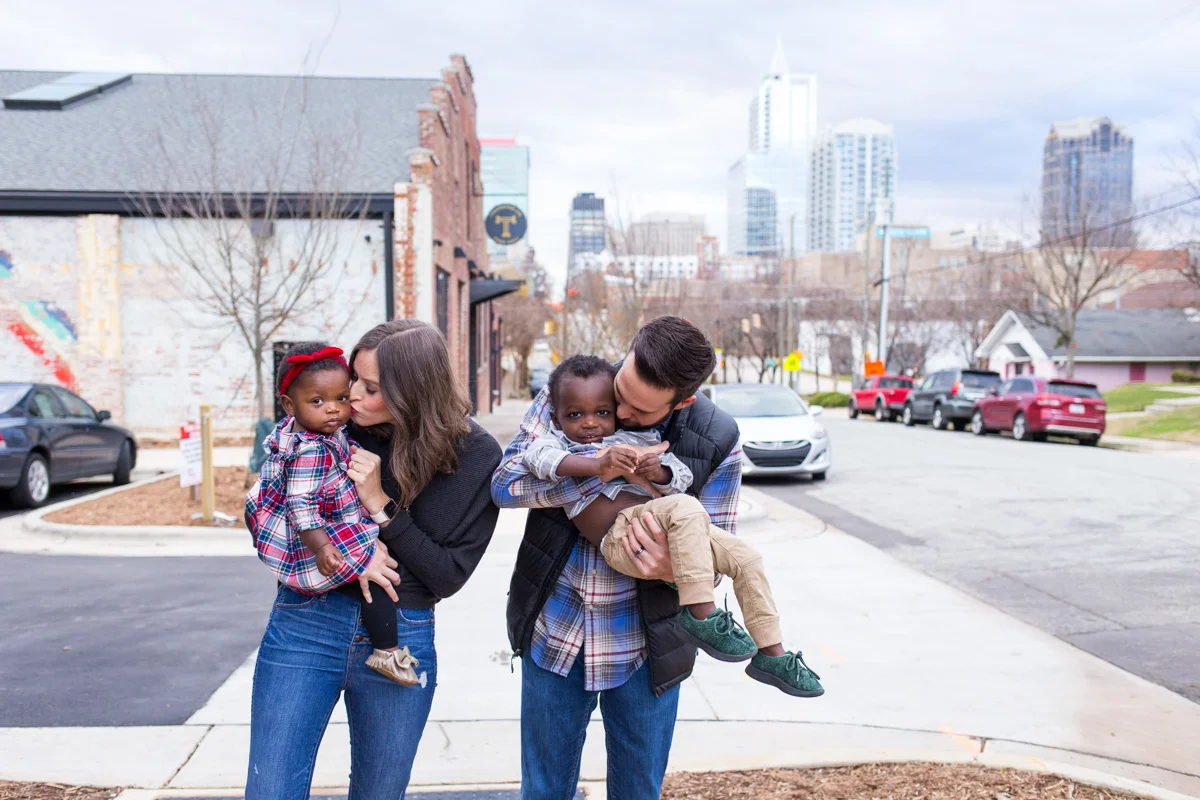 LightCreative_201812_LauraClark_RaleighFamilyPhotography_018_blog.jpg