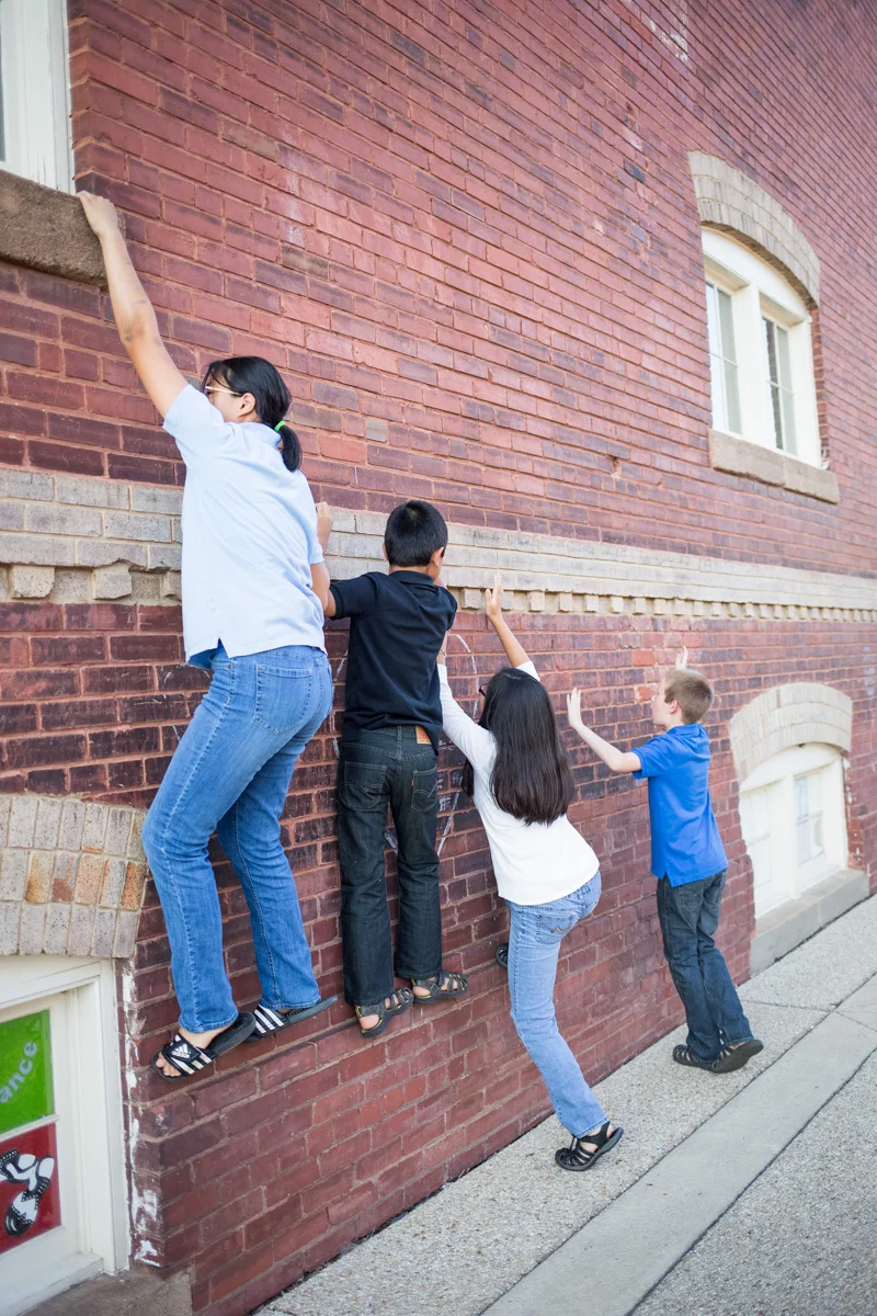 LightCreative_201410_RaleighPayWhatYouCanPhotographer_SillyPhotos2_014_blog.jpg