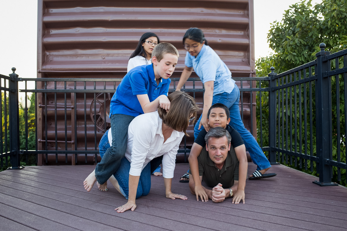 LightCreative_201410_RaleighPayWhatYouCanPhotographer_SillyPhotos2_015_blog.jpg