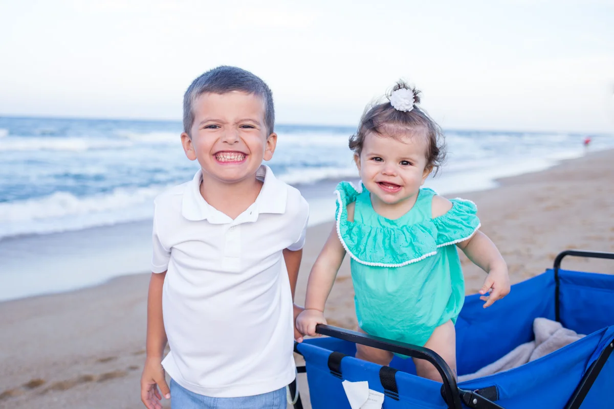 LightCreative_201807_MalloryChris_RaleighFamilyPhotography_005_blog.jpg