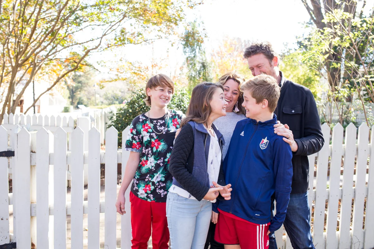 LightCreative_201811_AshleyMatt_RaleighFamilyPhotography_002_blog.jpg