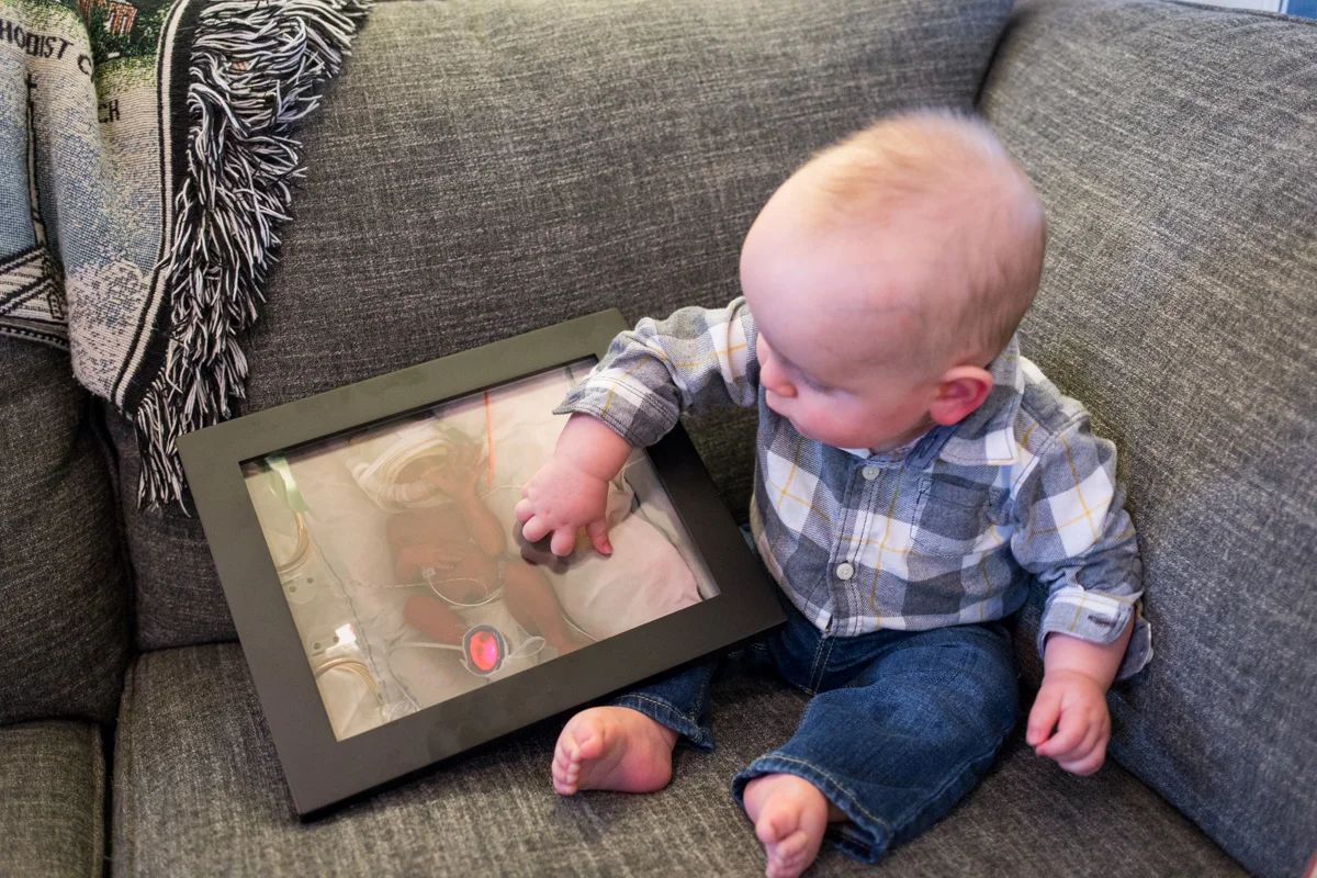 LightCreative_201812_MaribethRobert_RaleighBabyPhotographer_6monthPhotos_1yearPhotos_023_blog.jpg