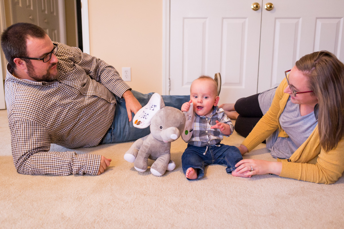 LightCreative_201812_MaribethRobert_RaleighBabyPhotographer_6monthPhotos_1yearPhotos_037_blog.jpg