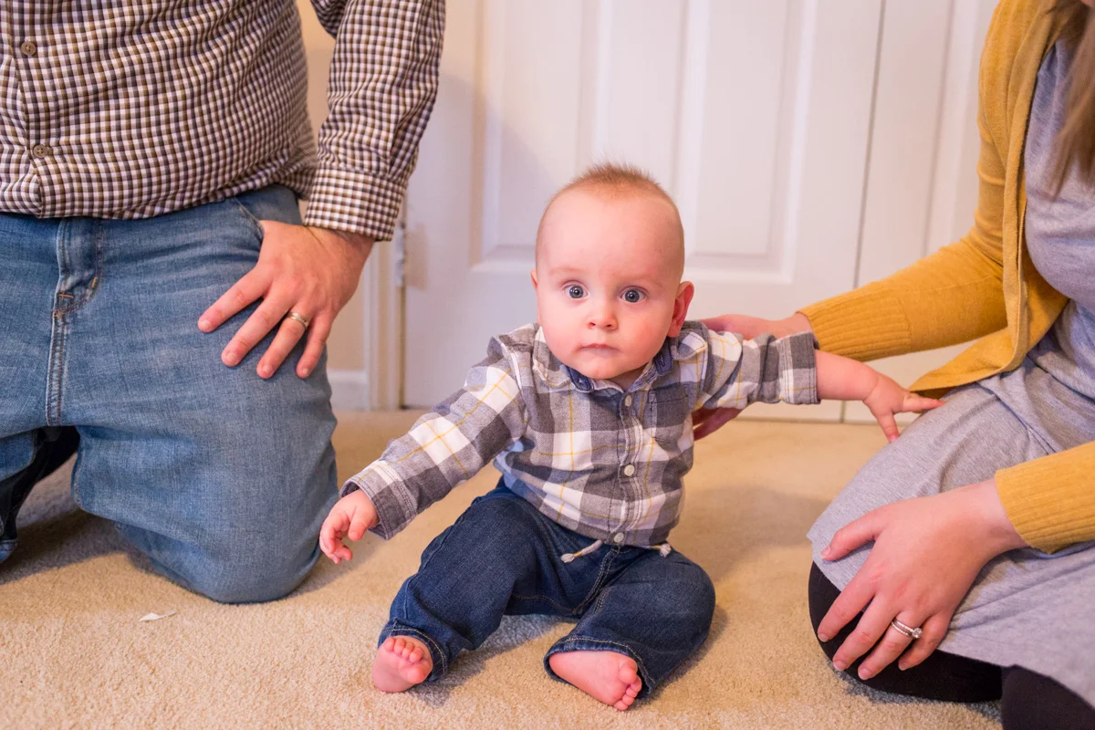 LightCreative_201812_MaribethRobert_RaleighBabyPhotographer_6monthPhotos_1yearPhotos_042_blog.jpg