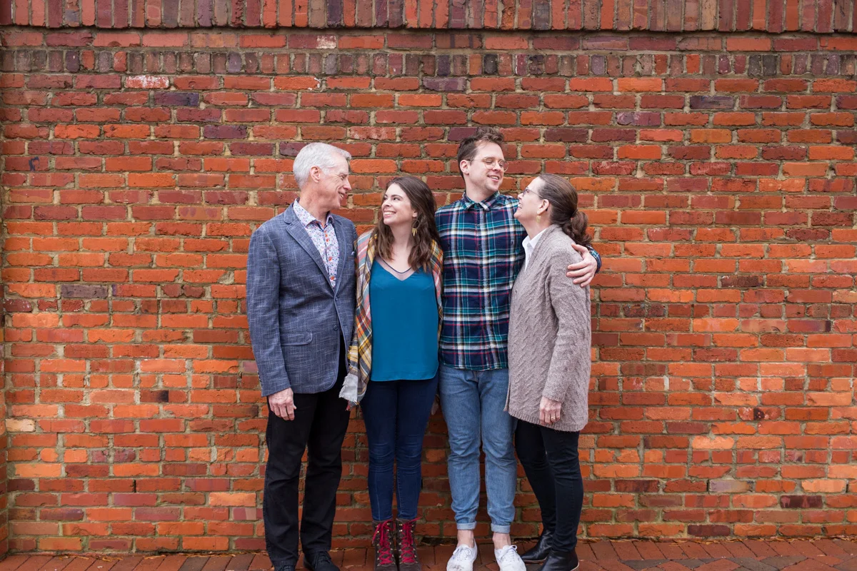 LightCreative_201812_JayneMichael_RaleighFamilyPhotography_021_blog.jpg