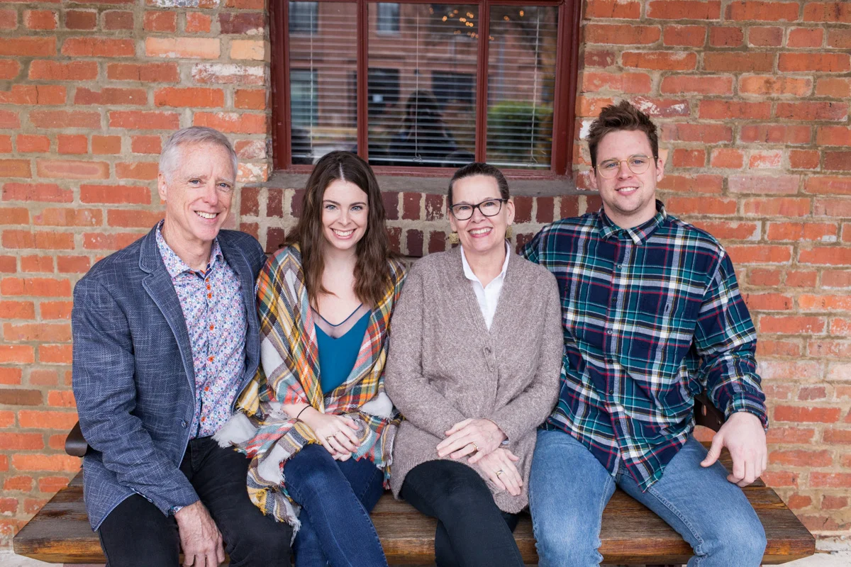 LightCreative_201812_JayneMichael_RaleighFamilyPhotography_027_blog.jpg