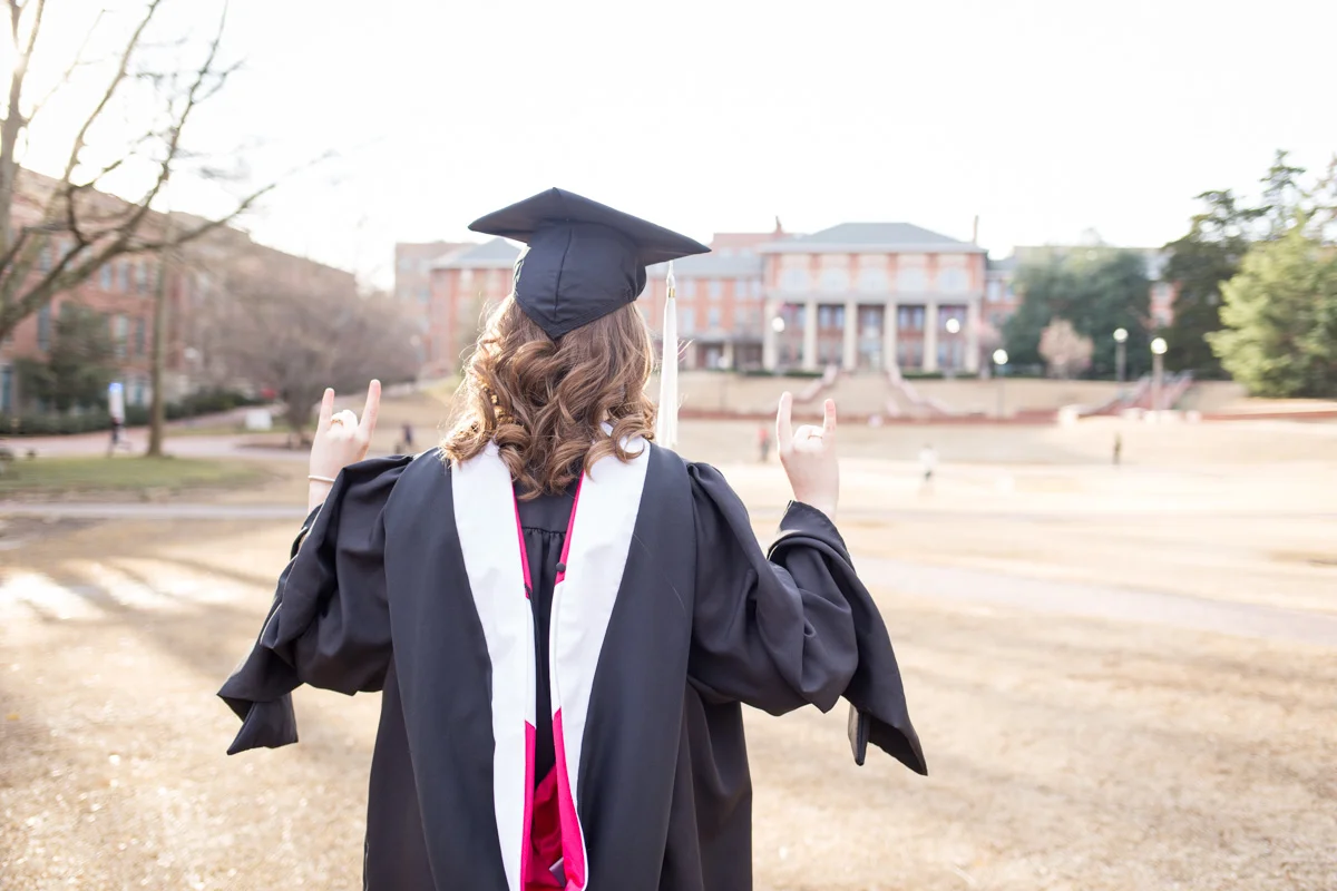 LightCreative_201903_DaisyMills_NCSUGradSchool_Graduate_010.jpg