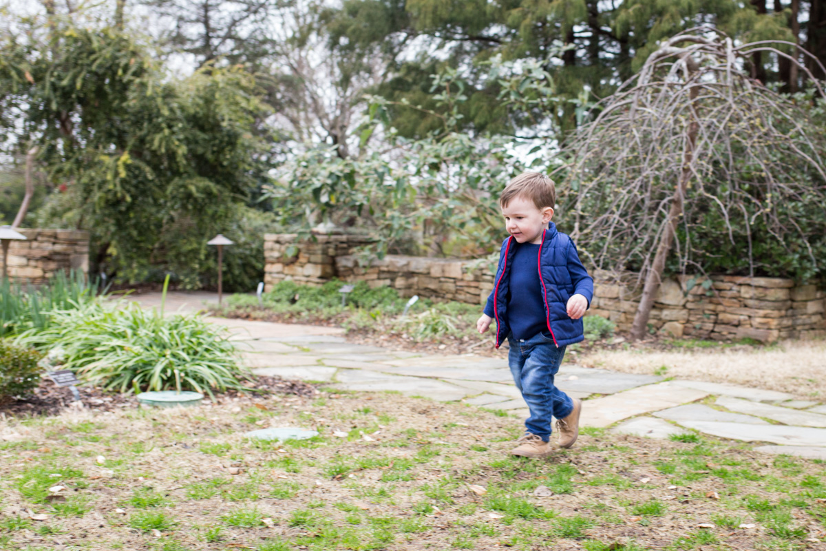 LightCreative_201903_BethRyan_RaleighFamilyPhotography_008_blog.jpg