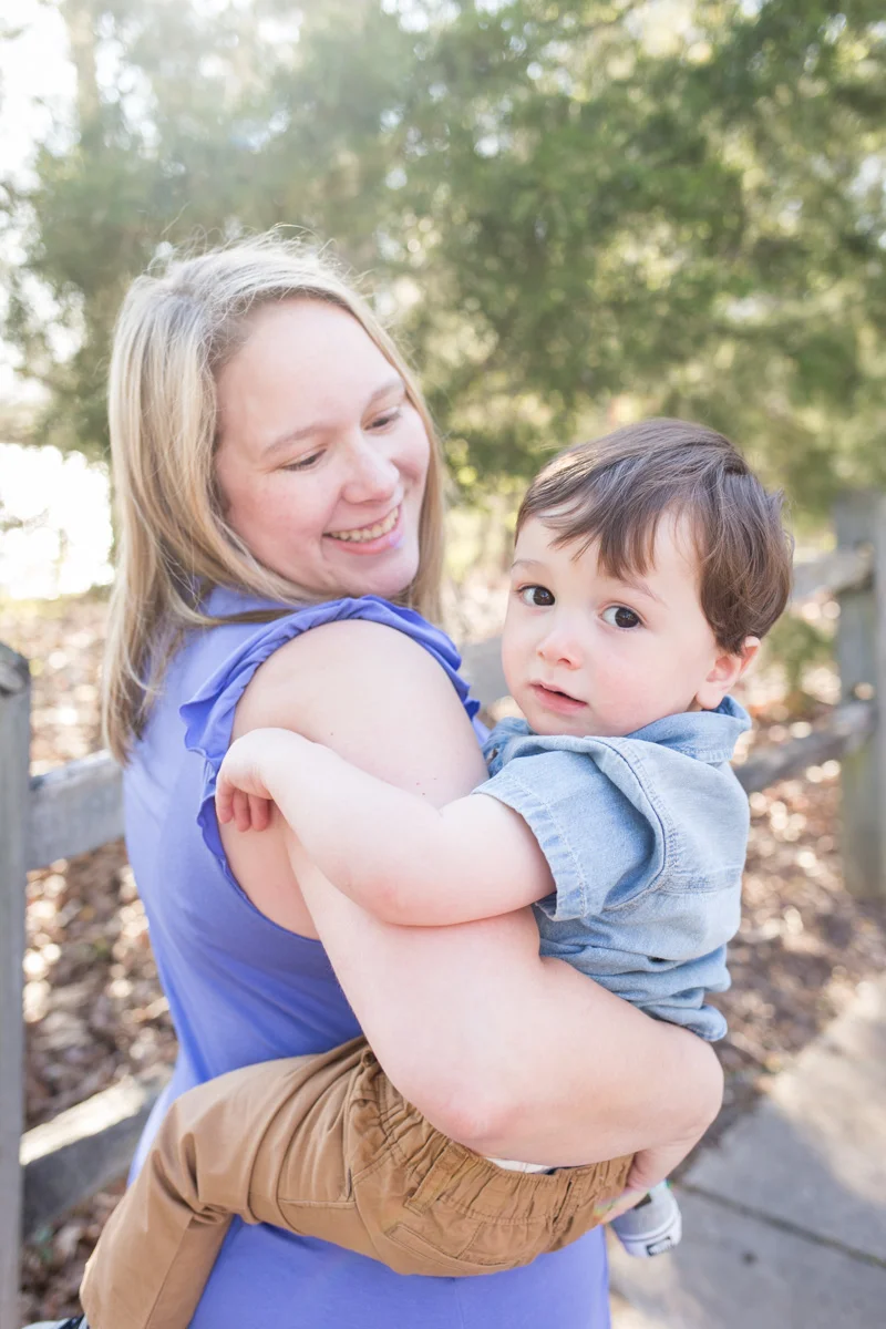 LightCreative_201904_AliciaEdward_RaleighFamilyPhotography_011_blog.jpg