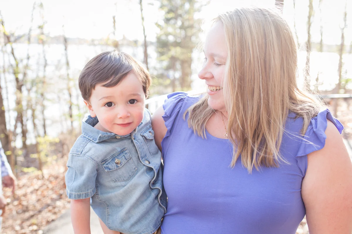 LightCreative_201904_AliciaEdward_RaleighFamilyPhotography_014_blog.jpg
