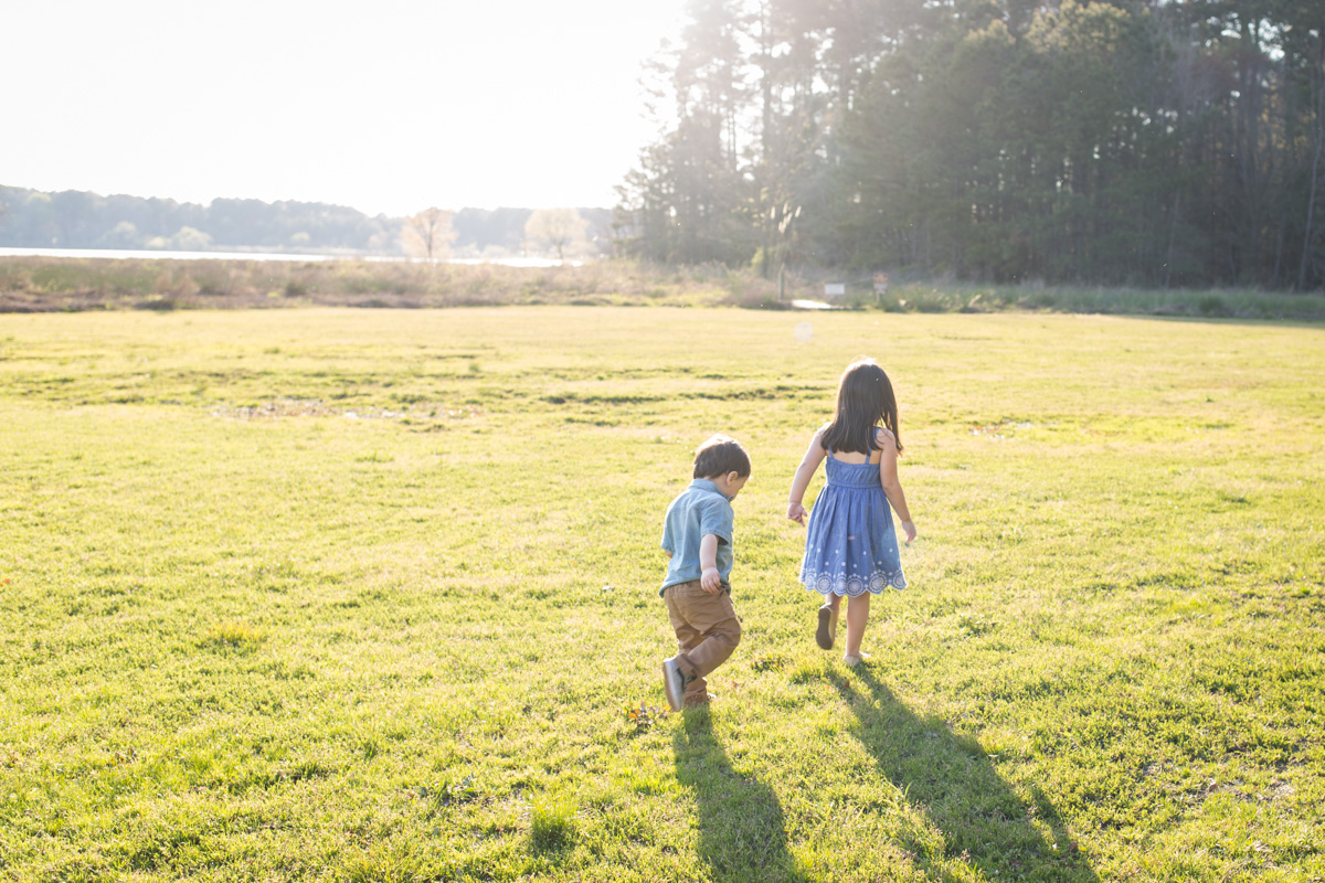 LightCreative_201904_AliciaEdward_RaleighFamilyPhotography_031_blog.jpg
