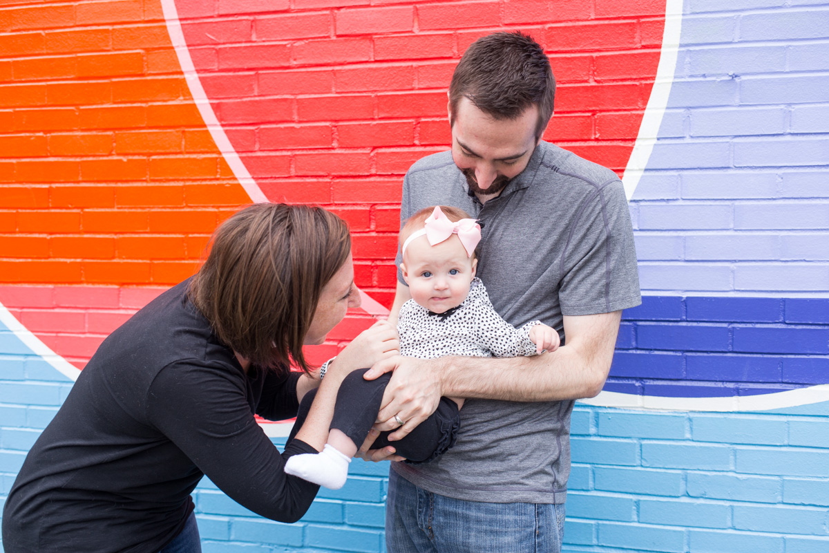 LightCreative_201904_AlisonAaron_Adelyn_RaleighBabyPhotographer_1yearPhotos_005_blog.jpg