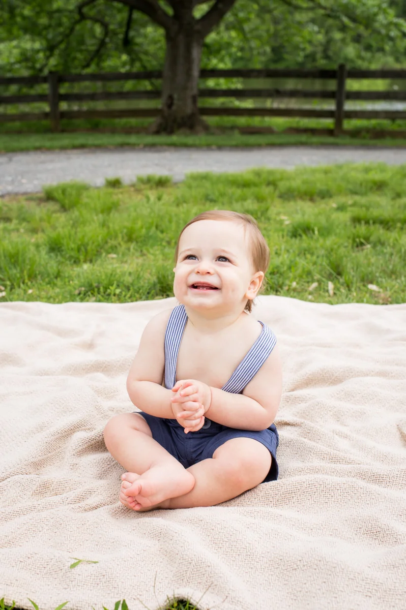 LightCreative_201905_LaurenSteve_Lucas1Year_030.jpg