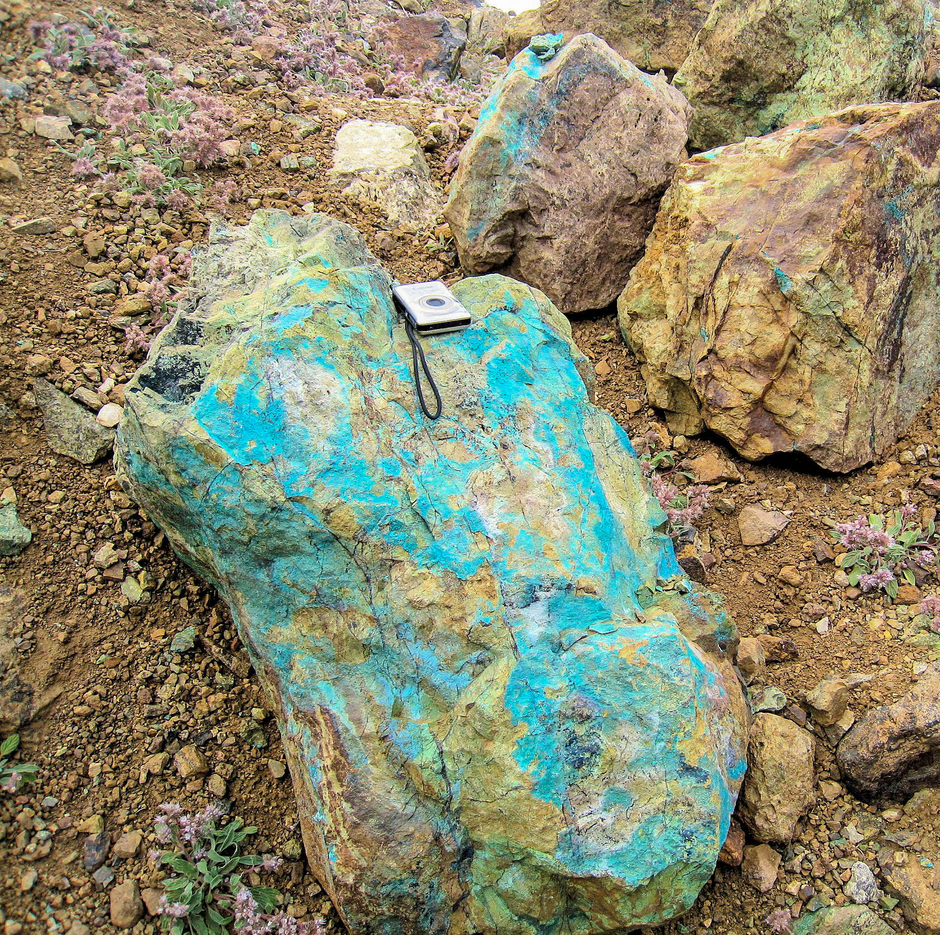 Copper oxide - malachite at Empire