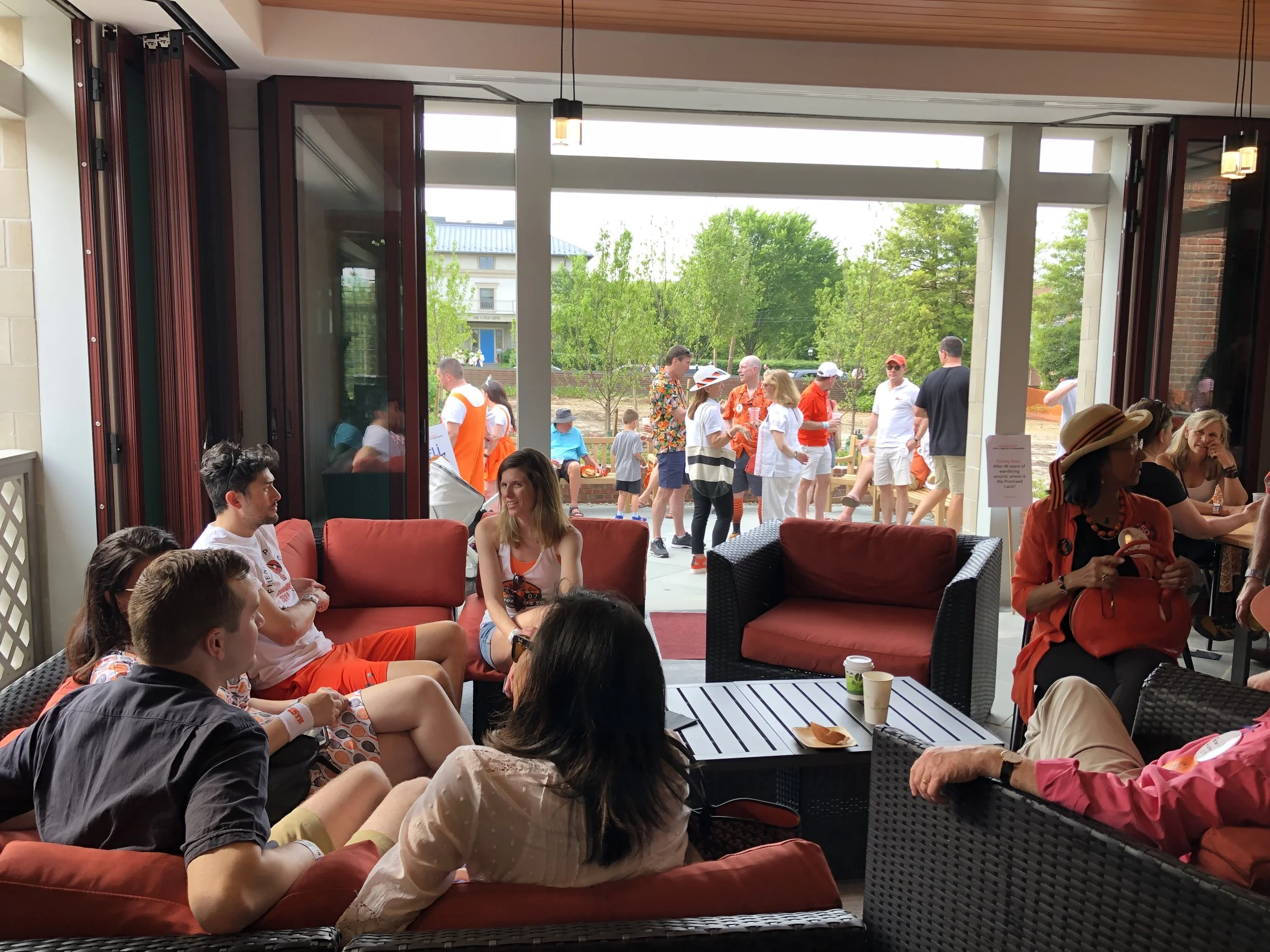 Alumni enjoying the Grand Opening after the P-rade