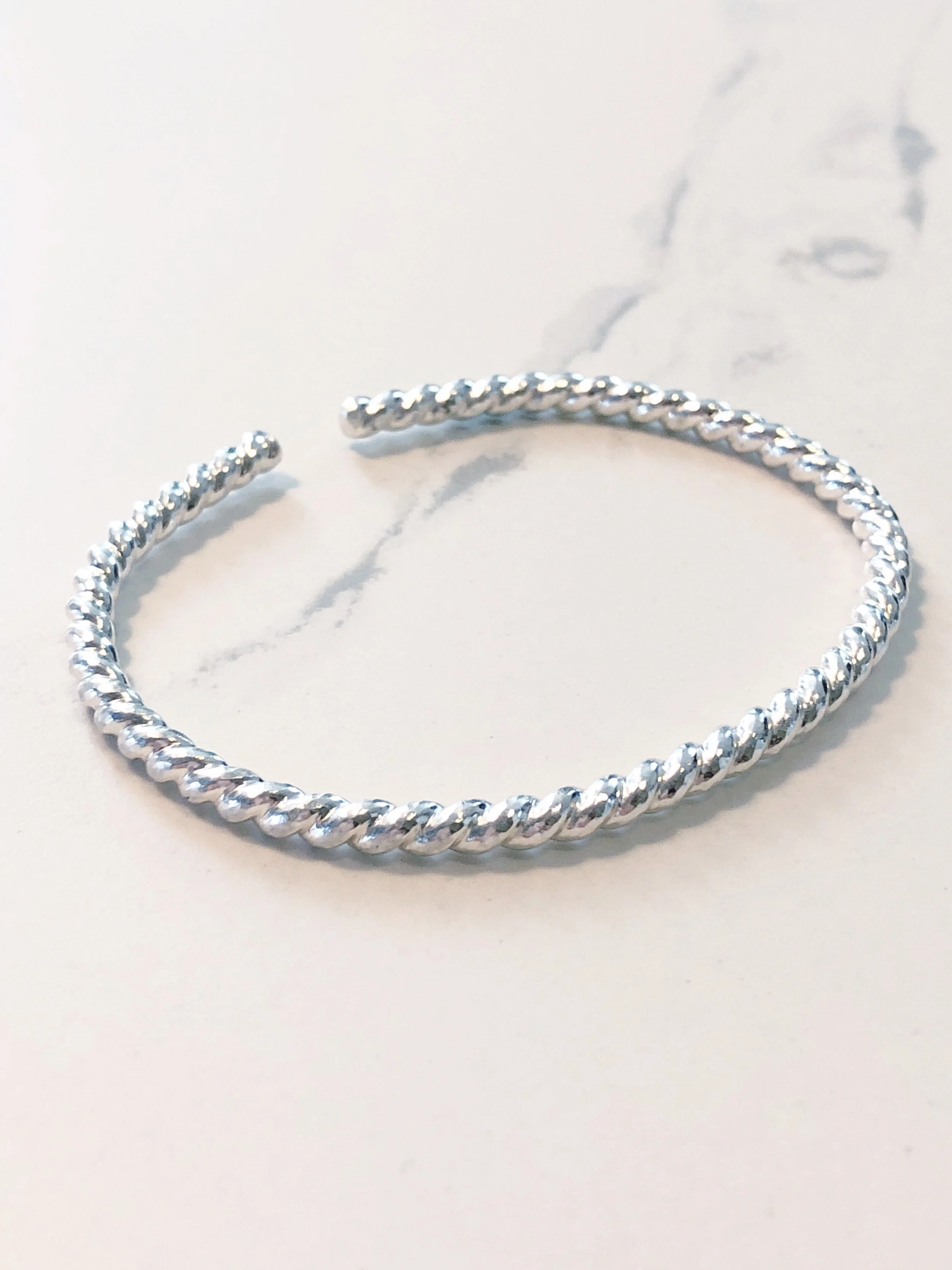 Big Boy Twist Bangle