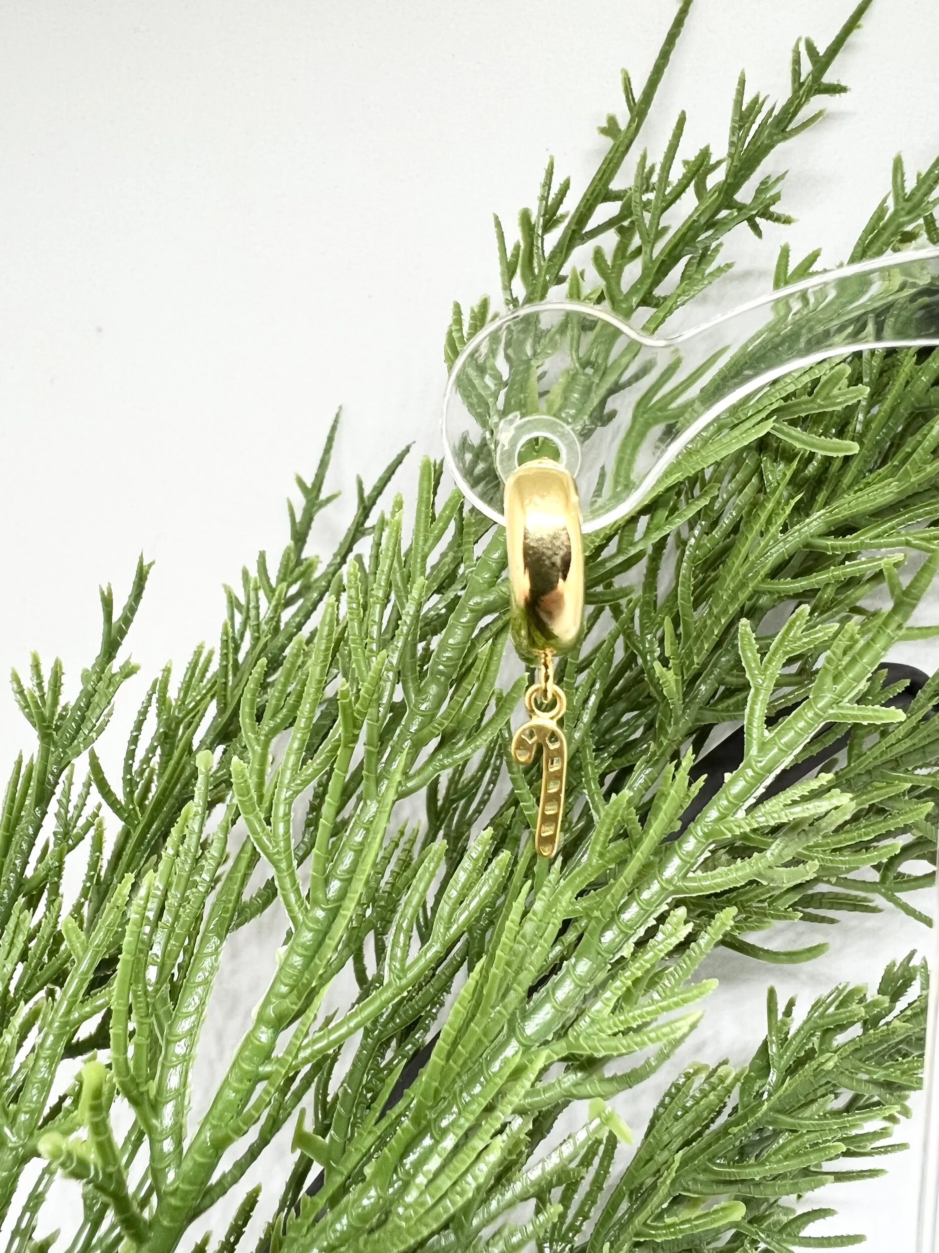 23322FAD-11DA-41C7-9010-80270C709CC9