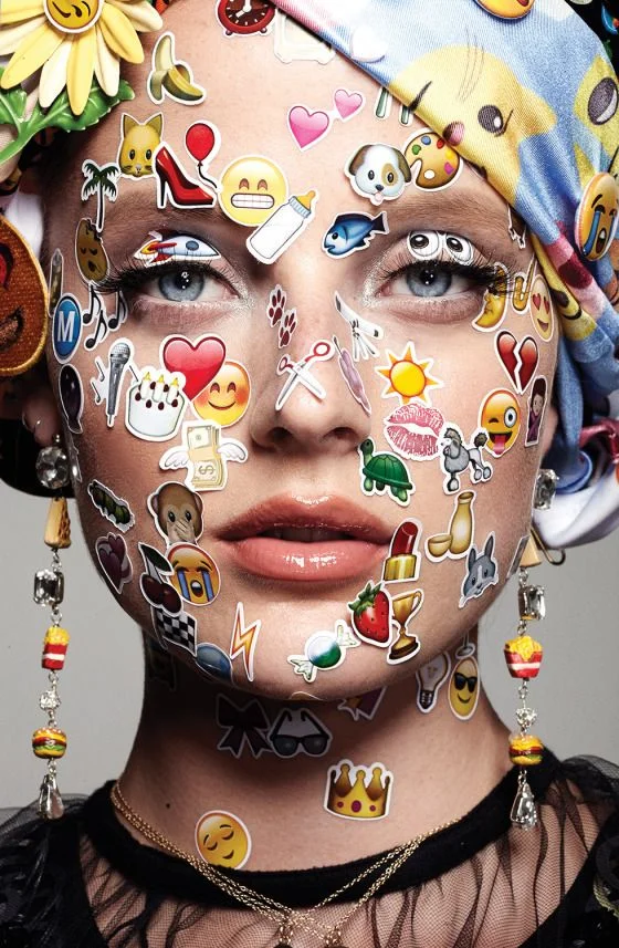 We love a good mud mask but we are not fans of mess. Also, it’s too cold to put masks on in the nude, so it’s bound to get on your robe, PJs, etc. Unless it is Patchology. These geniuses have created a variety of luxurious and effective patch solutions for your skin’s little problems. You think you’ve seen these before - but the Smartmud Masque is next level. It’s a mess-free mud mask that’s created with rich-mineral volcanic ash that removes impurities and clarifies skin. Lay it on ( slather is no longer in your vocab) to tighten your pores and deep clean impurities. Within just ten minutes the Smartmud Masque by Patchology will leave you with a healthy, fresh glow that’s the definition of the brand’s three favorite words: efficient, effective and effortless. Does This : Eliminates impurities & renews skin’s clarity Is This : Smartmud Masque by Patchology Get This : Patchology.com Price : $30 Image Source: Jamie Nelson / product c/o the brand