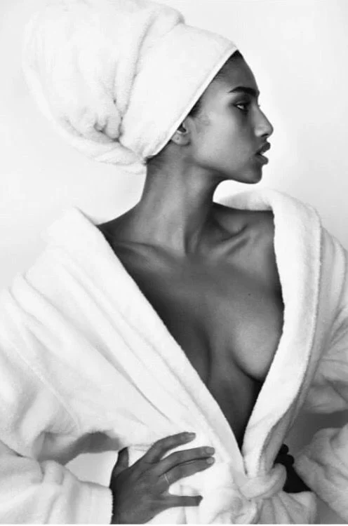 It’s that time when I want to hide inside a spa-like zone - sauna, hammam, what have you … not ready for the weather on any level. Our friends at Kahina Giving Beauty have the shower solution for immediate transportation.
Drawing from ancestral traditions, Kahina applies modern green technology and design to create products that honor natural and cultural heritage, like this Moroccan Beldi Soap . This traditional skin softening treatment , inspired by the Moroccan hammam ritual. This gel-like soap is made only with literally two ingredients- olive oil and eucalyptus leaf oil. It’s ideal for scrubbing with a body brush, because it acts like a moisturizing skin barrier. It looks like green boogers, but who cares, because it smells amazing, opening up your stuffy head and ice cold heart (ok that’s just me). Does This : Traditional treatment to soften skin Is This : Moroccan Beldi Soap by Kahina Giving Beauty Get This : Kahina Giving Beauty Price : 25g $5 250g $38 Image Source: Marie Claire