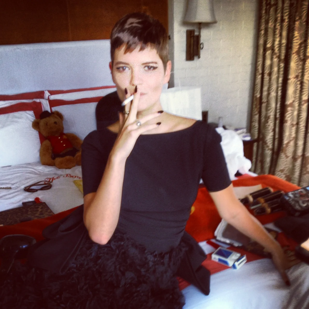 I got double emails last night from a PR firm because of a faulty attachment, which usually would turn me off, especially given my inbox was drowning in MET gala “get the look"s … but in fact I LOOKED AT THE ATTACHMENT AND WOAH M GEE THANK GOSH I DID.
This is Pixie Geldolf’s fresh crop by Sally Hershberger, for said event. It’s like the past and the future all rolled into one and then schmoked .
The Sally Hershberger Downtown team is responsible for my hair, which looks nothing like this because my face looks nothing like this, but I still love them. And their PR gal.
Image: c/o Sally Hershberger
